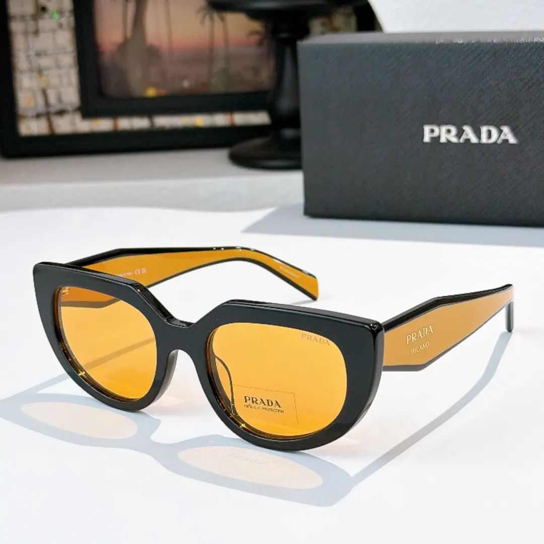 PRADA PR D02SF 太阳眼镜 时尚遮阳款