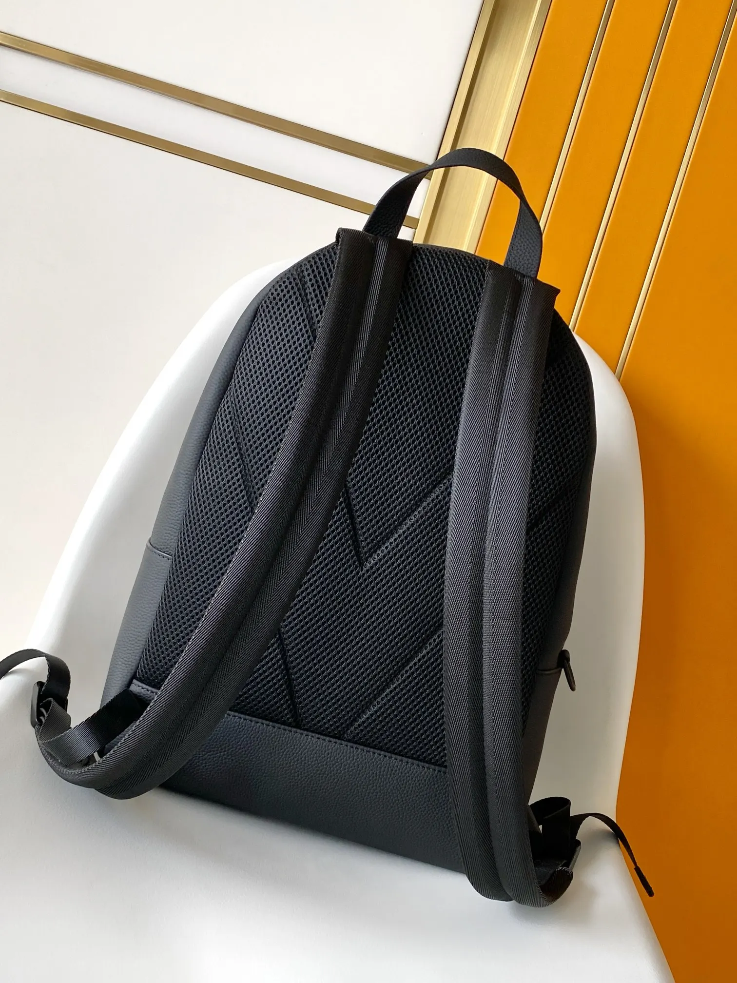 LV Discovery blue, backpack Image 3 LV Discovery blue, backpack Image 3