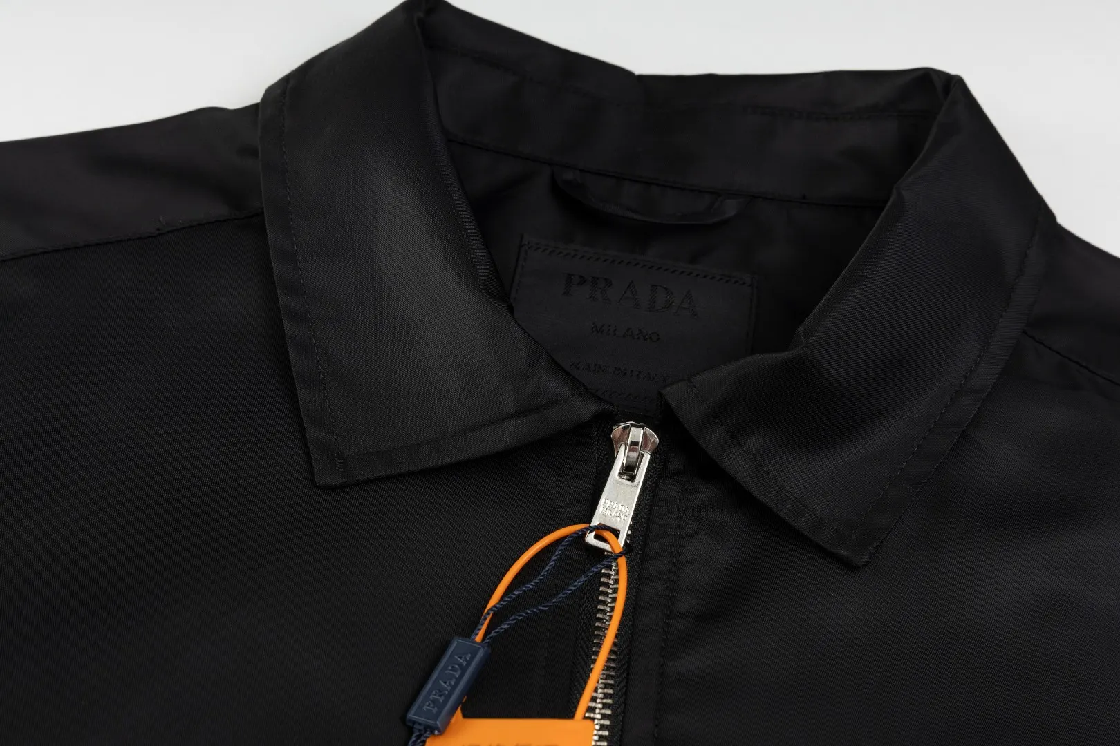 PRADA P321 Re-Nylon尼龙 三角标 衬衫 休闲百搭款