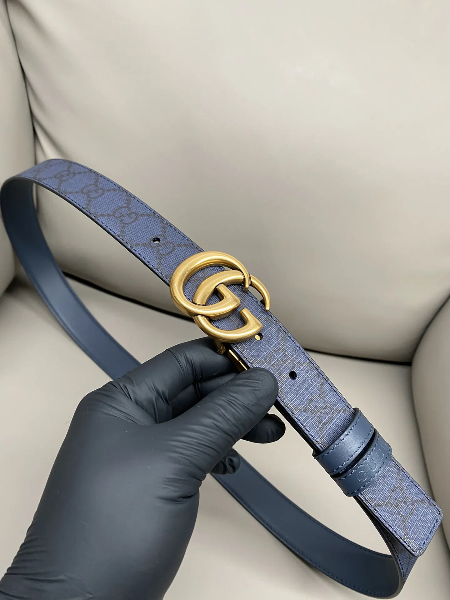 Gucci Marmont 双G扣牛皮双面腰带