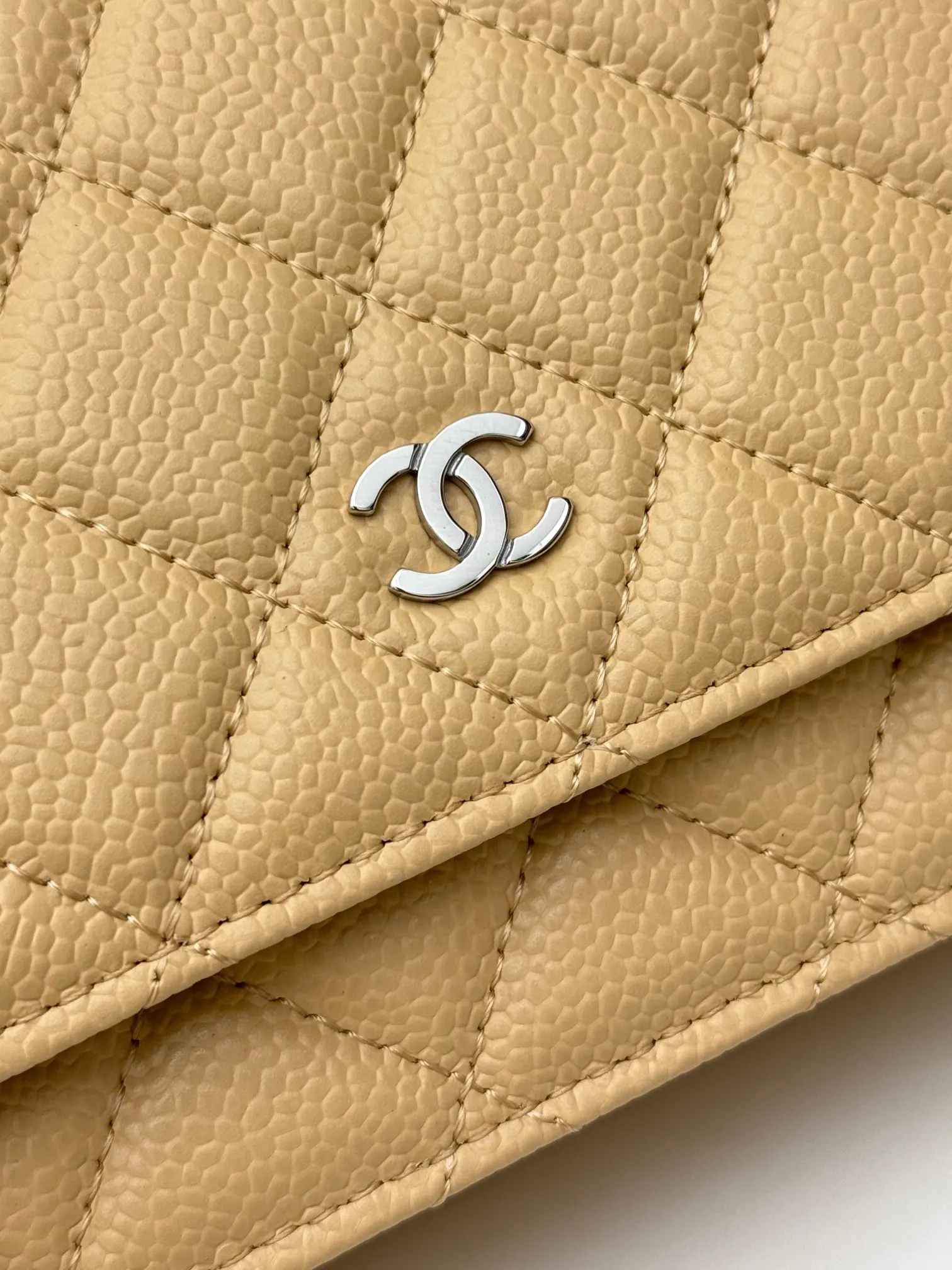 CHANEL 小牛皮 链条包 精致链条款