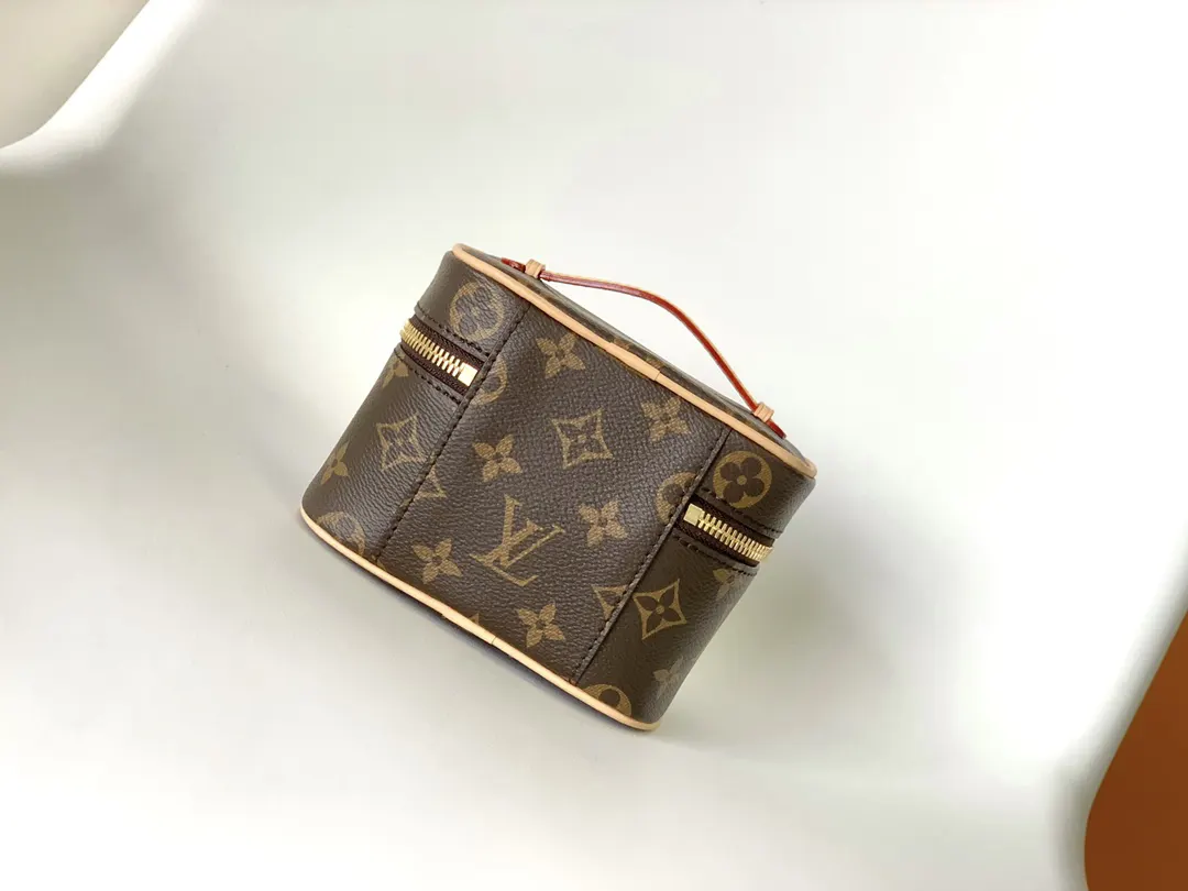 牛皮 Nice Nano 包以 Mo收纳包 旅行收纳款