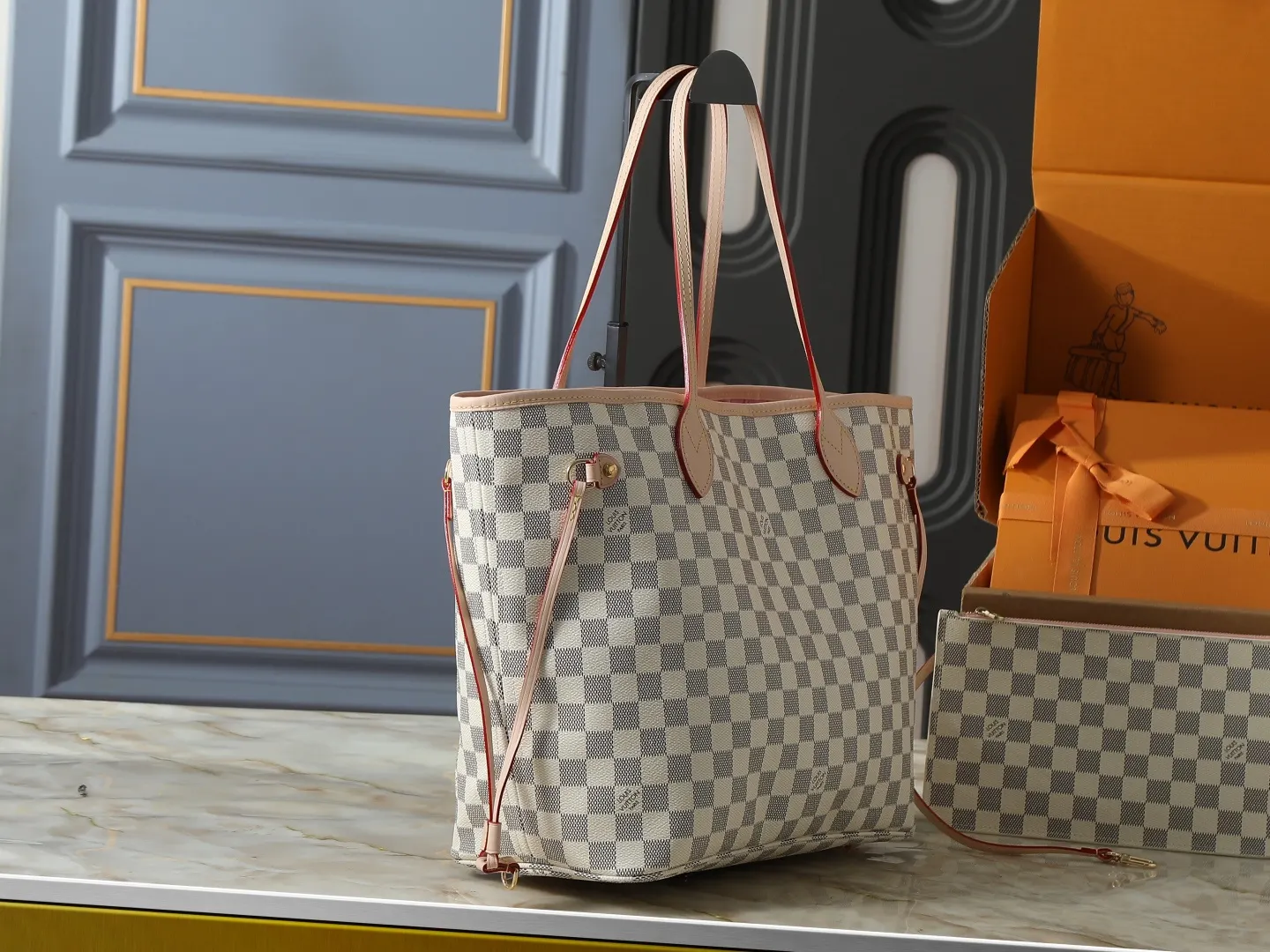 Neverfull 老花 帆布 手拿包 精致手拿款