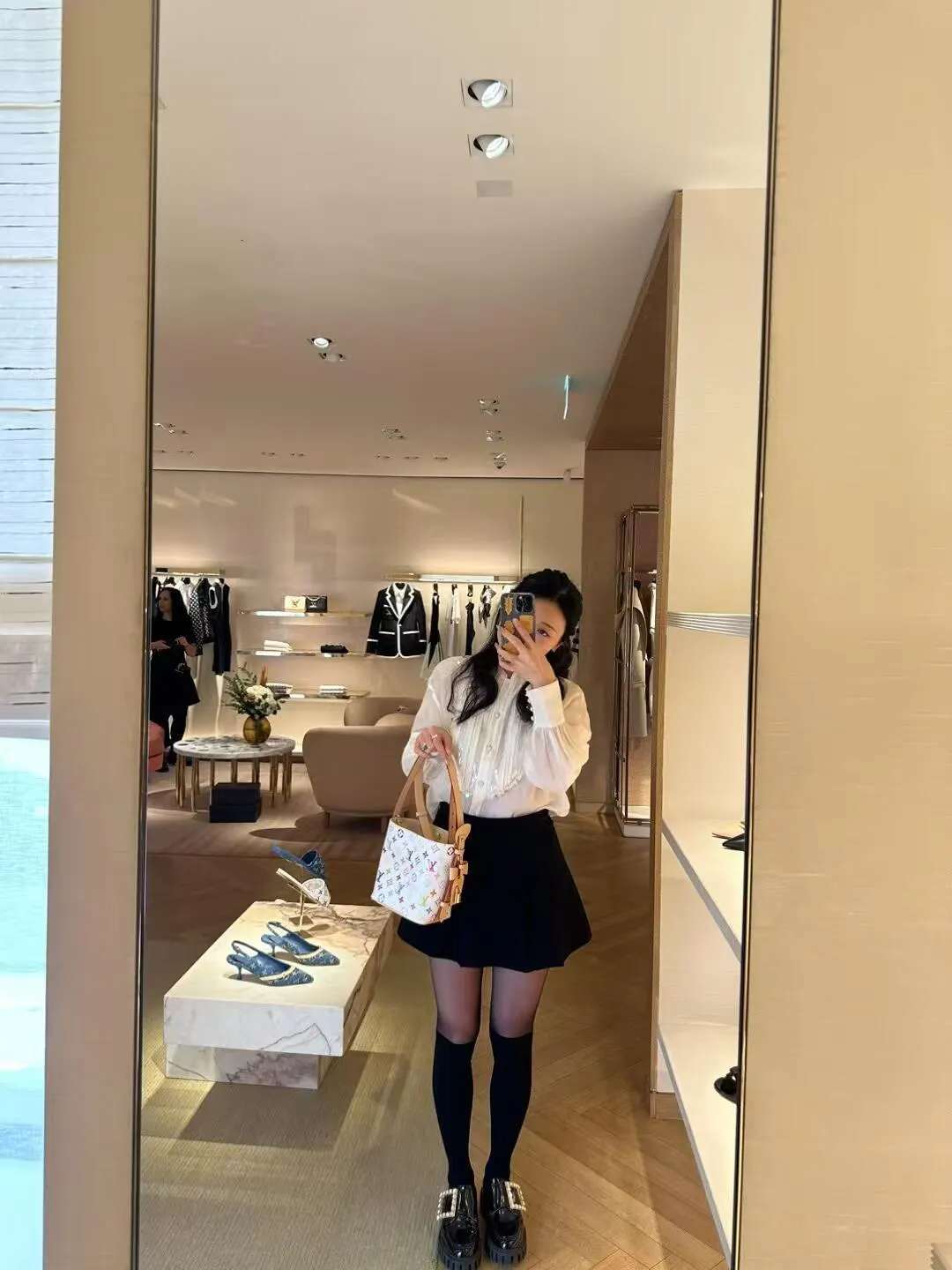 白三彩allin bb 怎么会这么可爱呀 温柔女孩该 水桶包 休闲水桶款