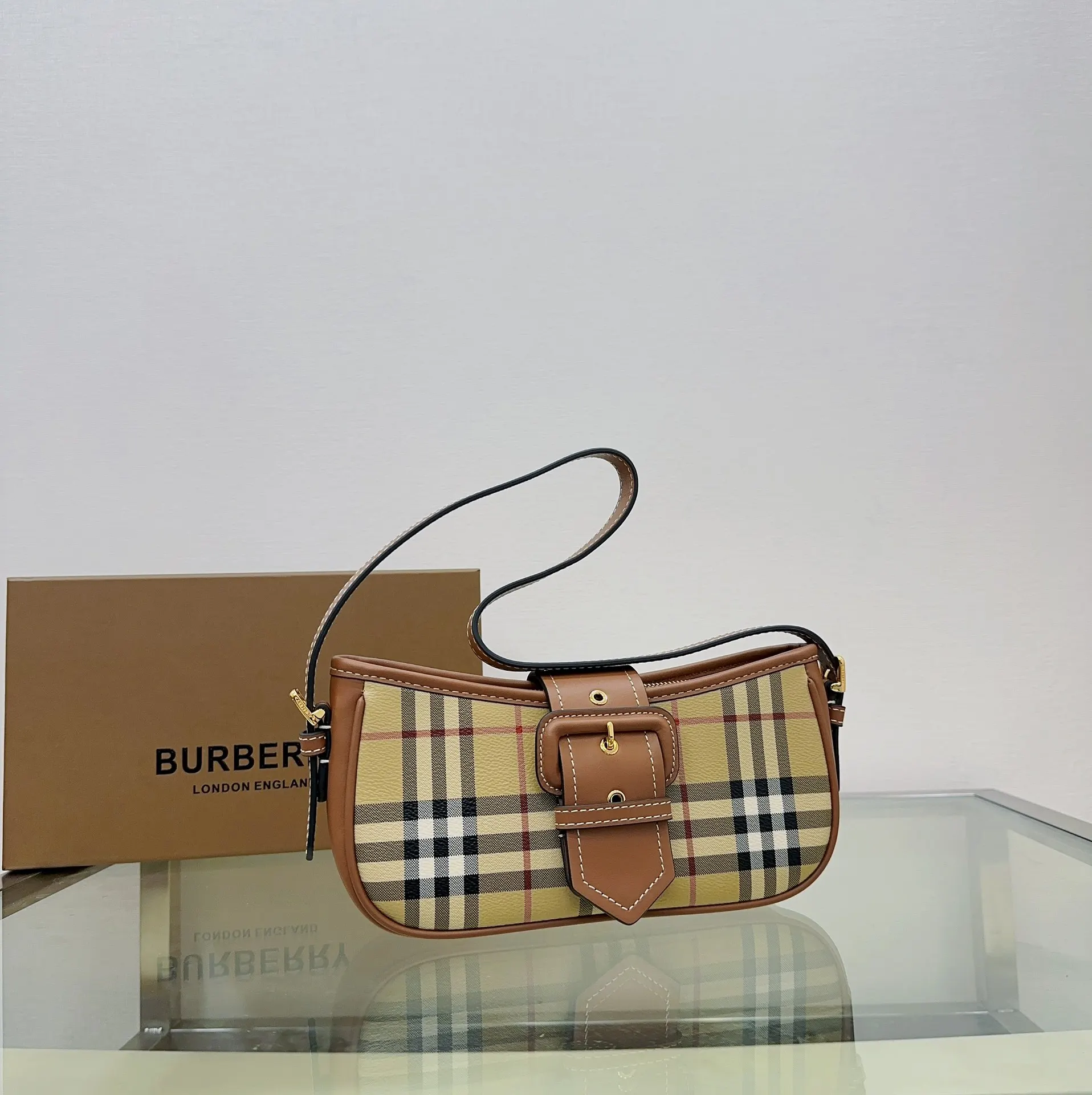 Burberry 腋下包 復古腋下背款