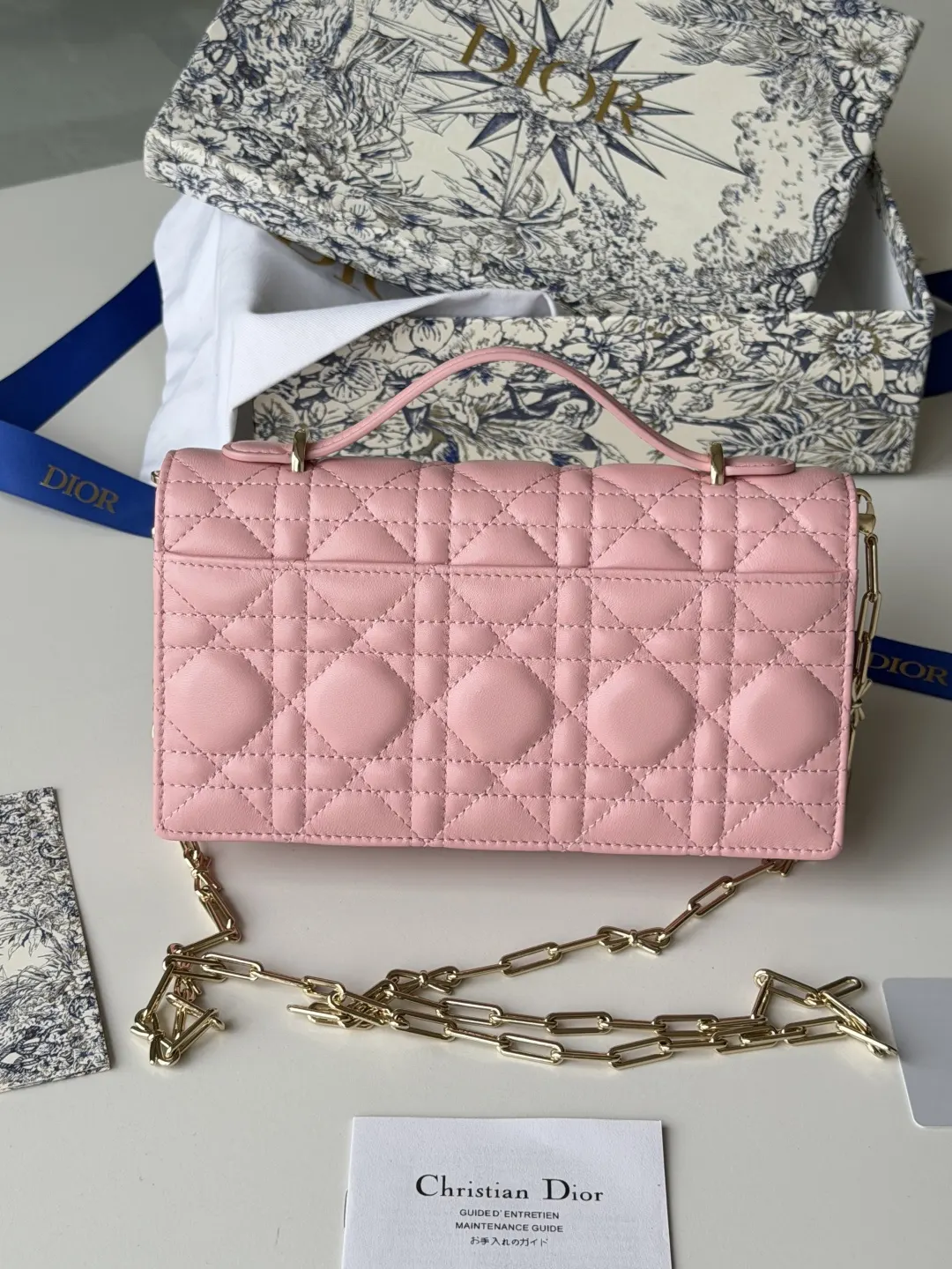 Dior 粉色羊皮链条手拿包 甜美晚宴款