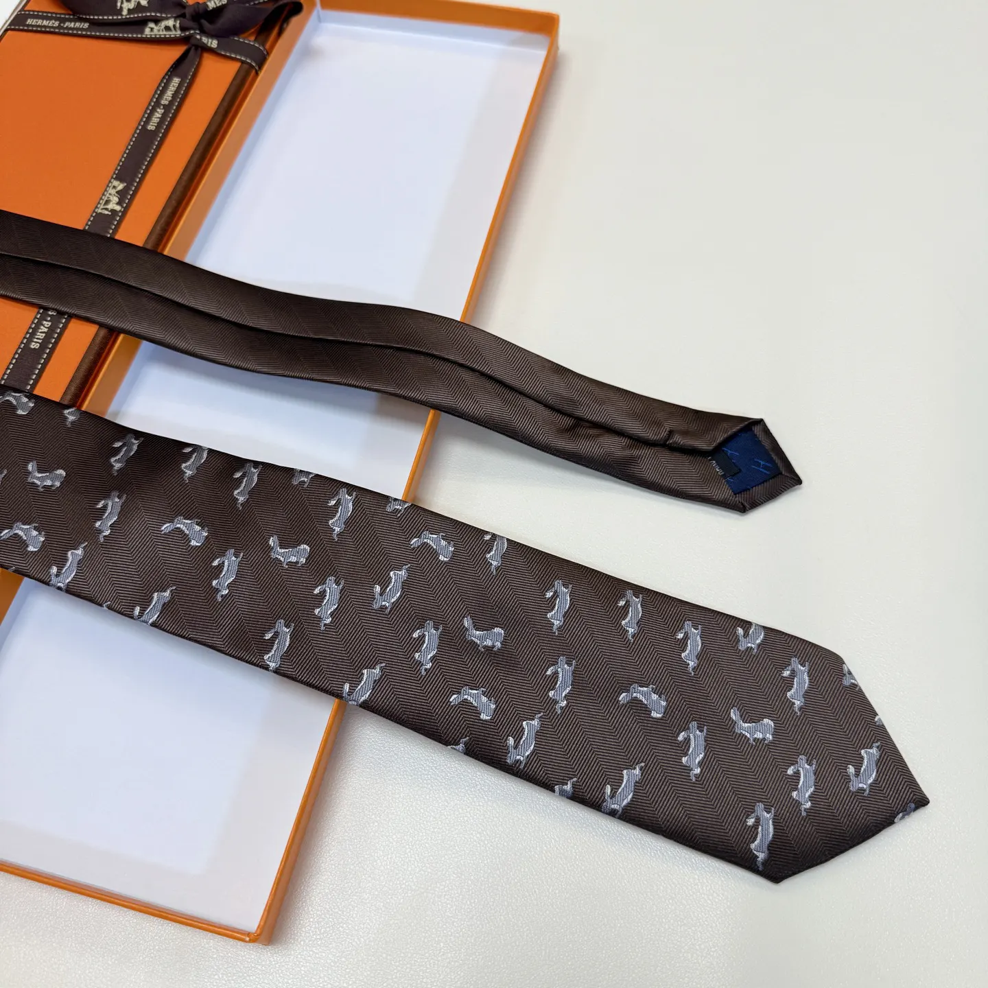 Hermès 领带 精致配饰
