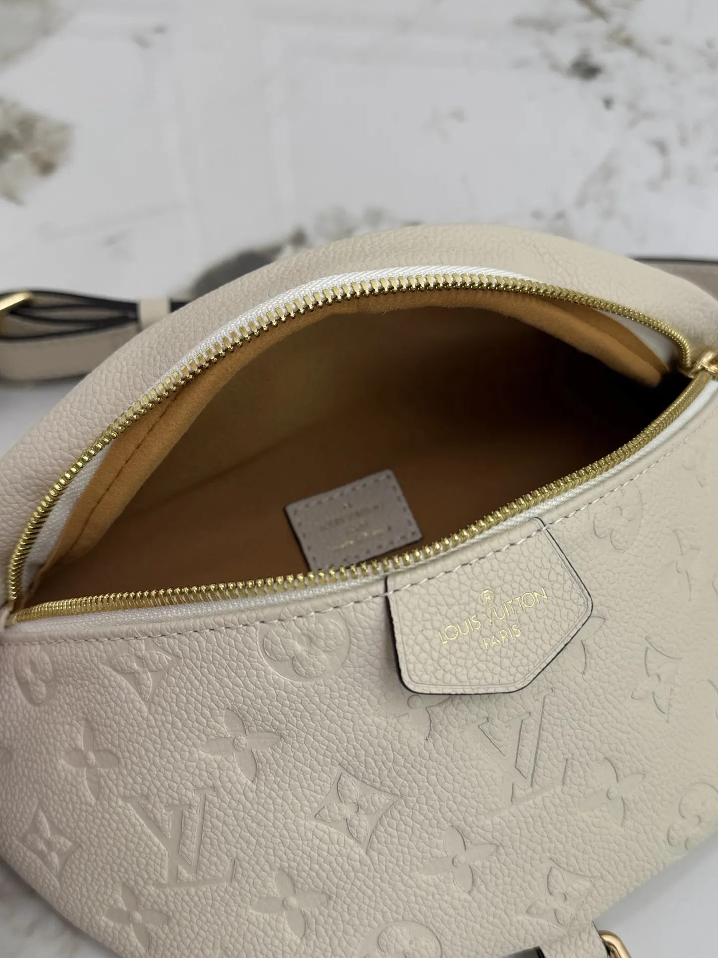 Louis Vuitton 黑色 老花 单肩包 实拍款01