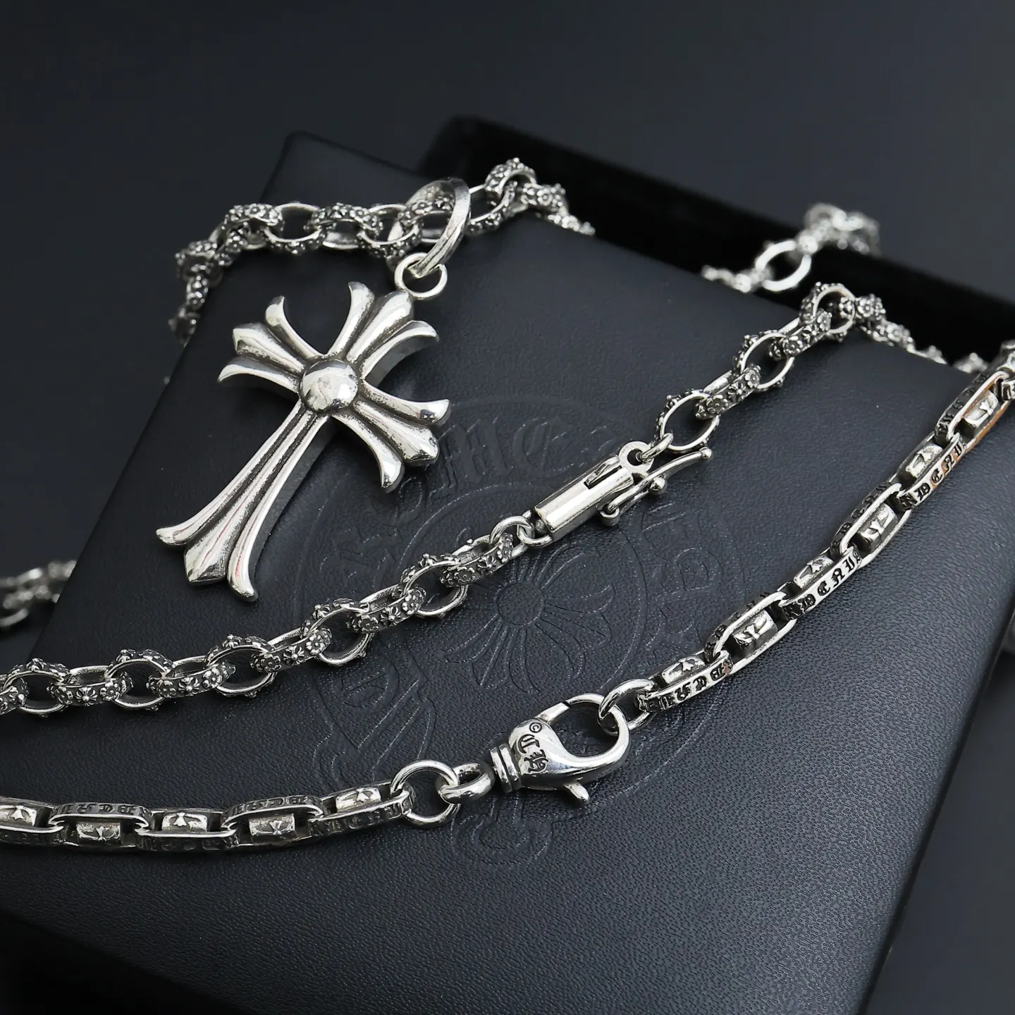 Fashion Item Image 6 Fashion Item Image 6