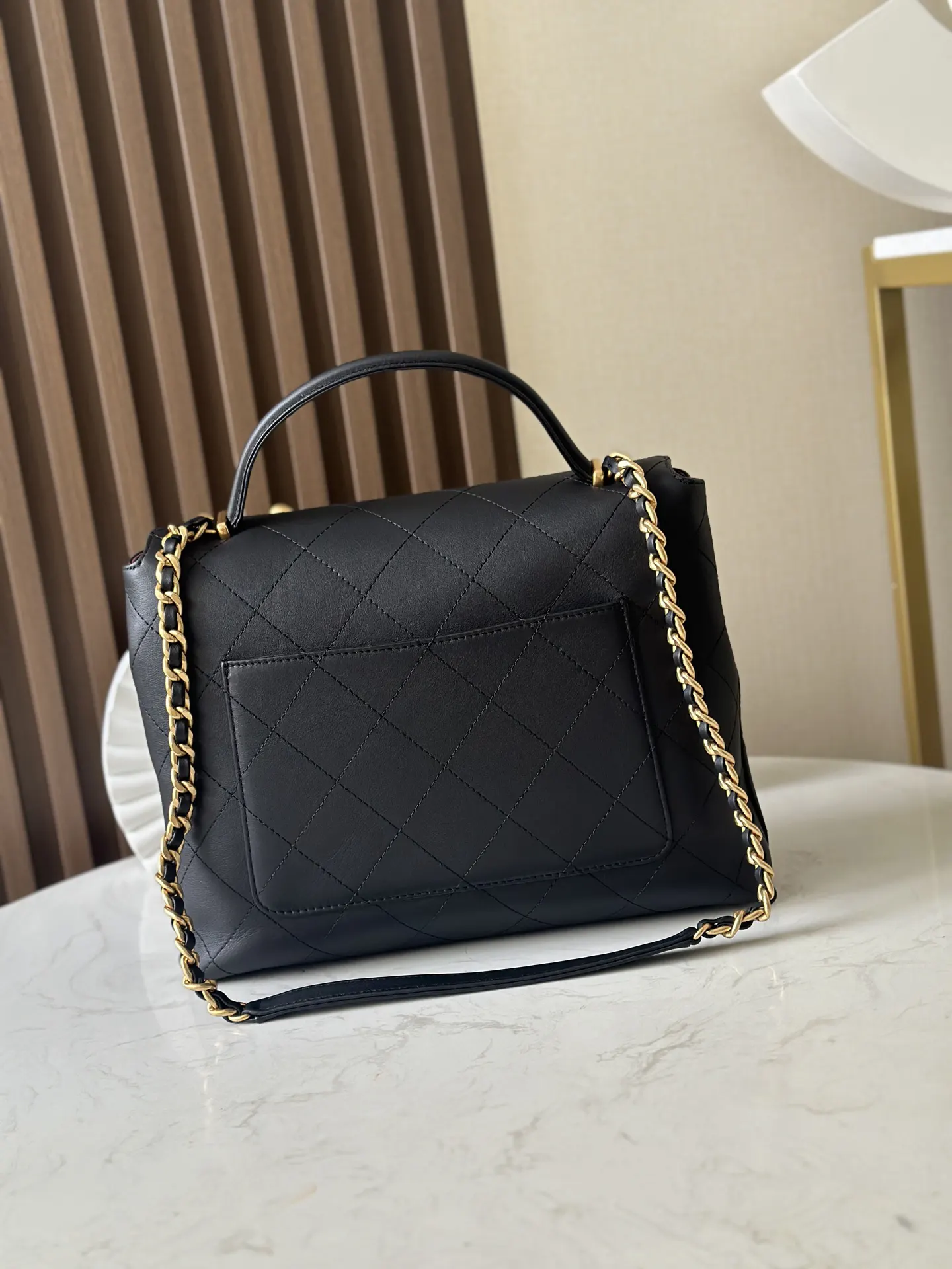 Chanel 小牛皮 手提包(數字4) Chanel 小牛皮 手提包(數字4)