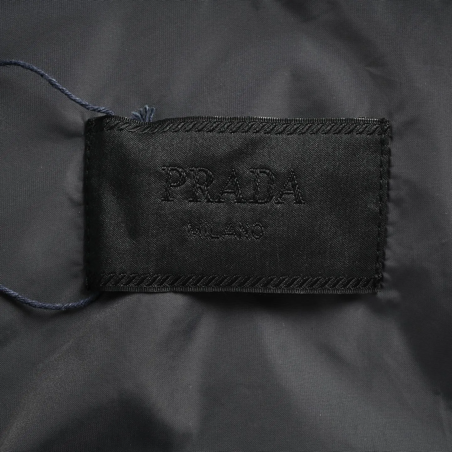 PRADA Re-Nylon尼龙 三角标 衬衫 休闲百搭款
