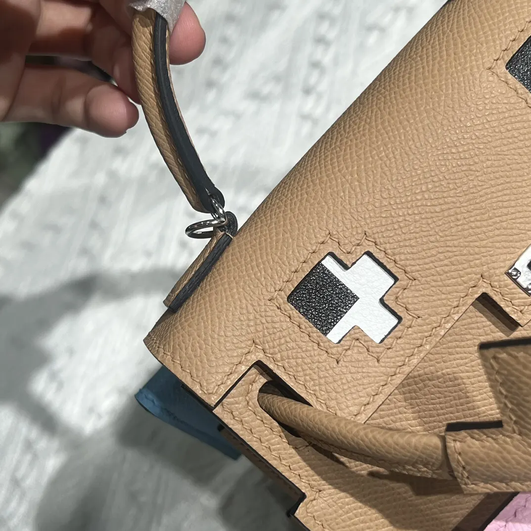 Hermès Kelly Epsom Shoulder Bag