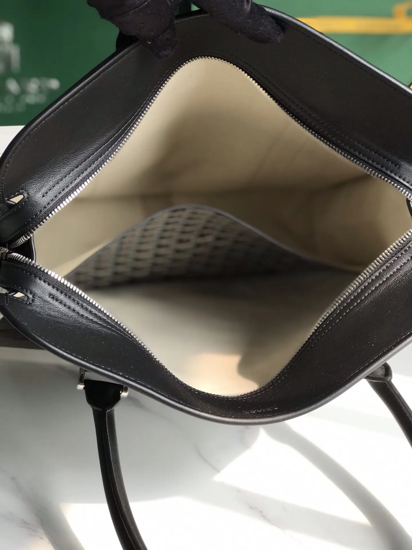 Goyard 皮革 Bourgogne竖款公文包 重新演绎了 商务通勤款