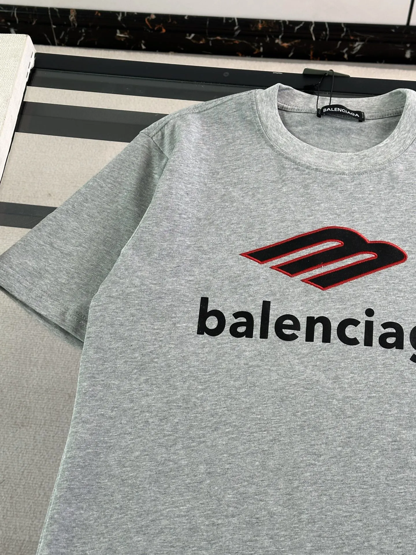Balenciaga 黑色 純棉 Logo 短袖T恤(數字3) Balenciaga 黑色 純棉 Logo 短袖T恤(數字3)