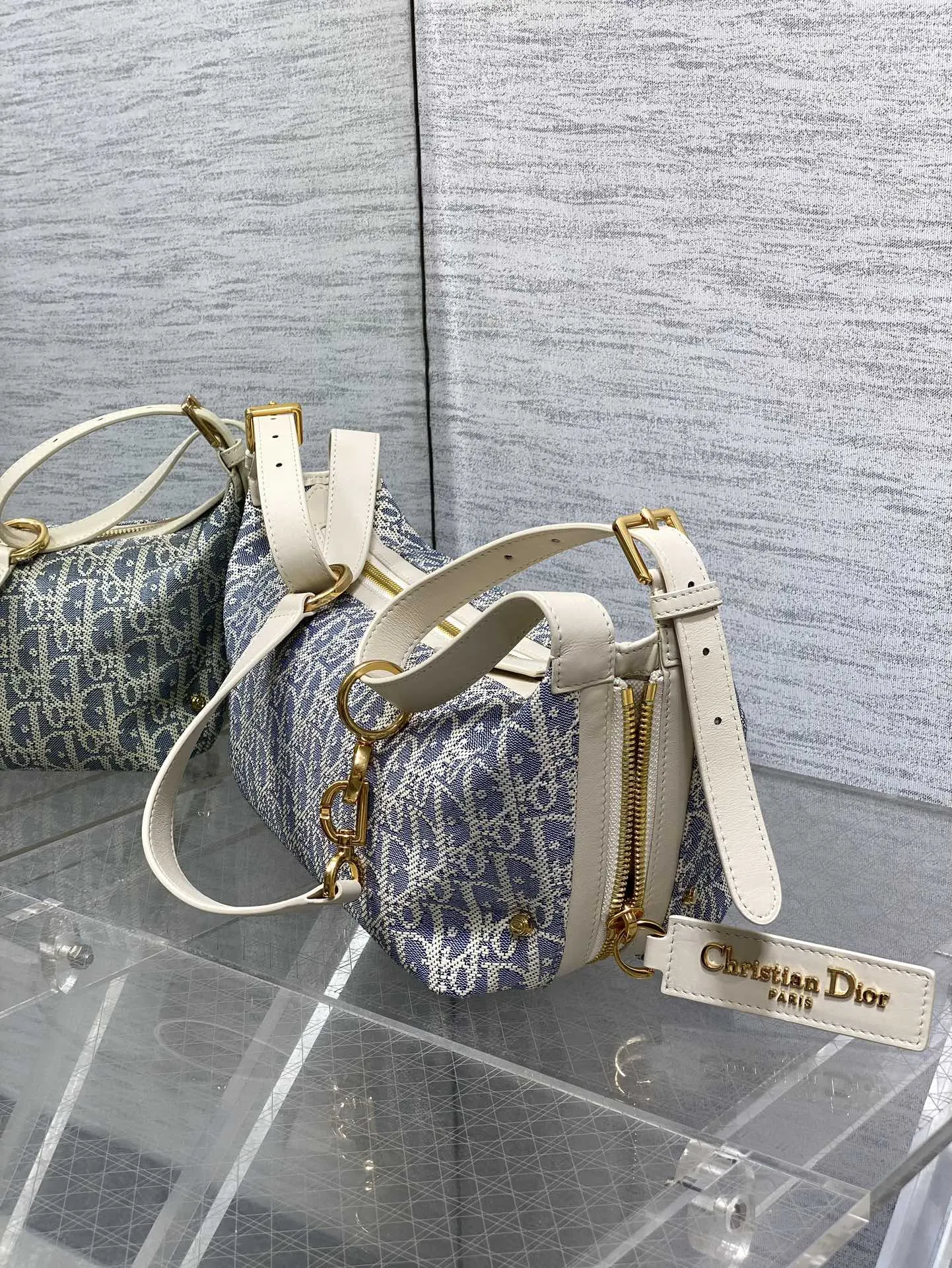 Dior 白色小牛皮包包 手提斜挎 手提包
