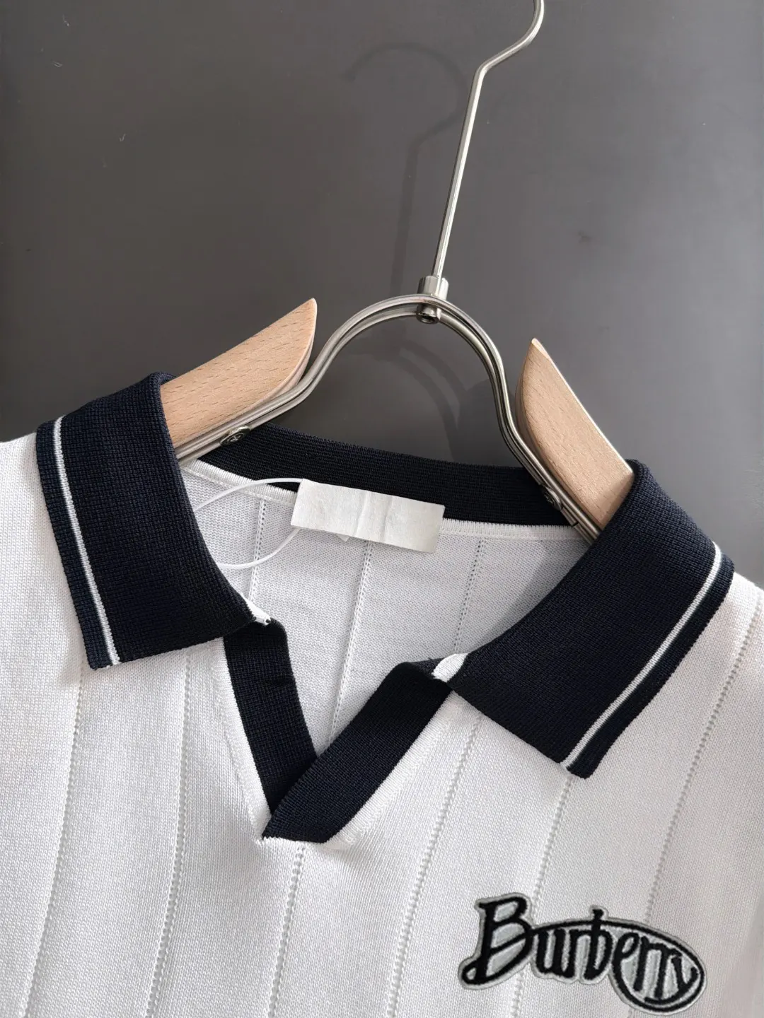 Burberry Embroidery Cotton Knitwear Textured Knit Image 3 Burberry Embroidery Cotton Knitwear Textured Knit Image 3