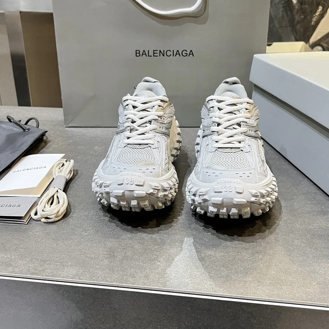 Balenciaga 运动鞋 厚底(數字6) Balenciaga 运动鞋 厚底(數字6)