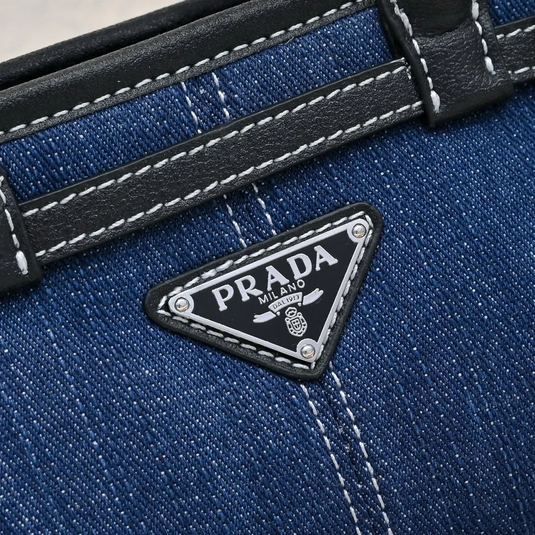 PRADA 牛皮 牛仔 斜挎包 迷你休闲款