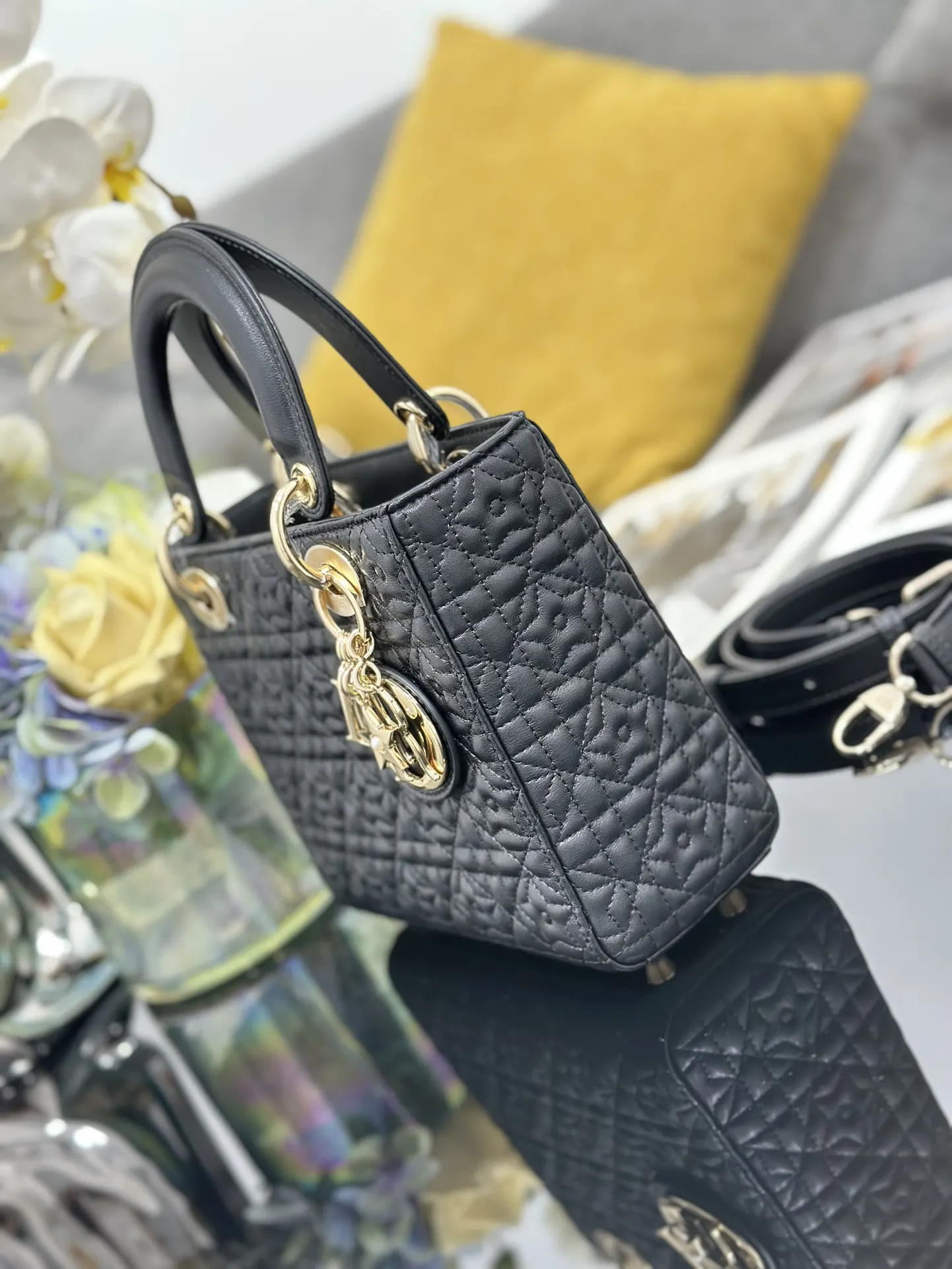 Dior Lady Dior Lady 黑色羊皮手袋 手提斜挎 复古
