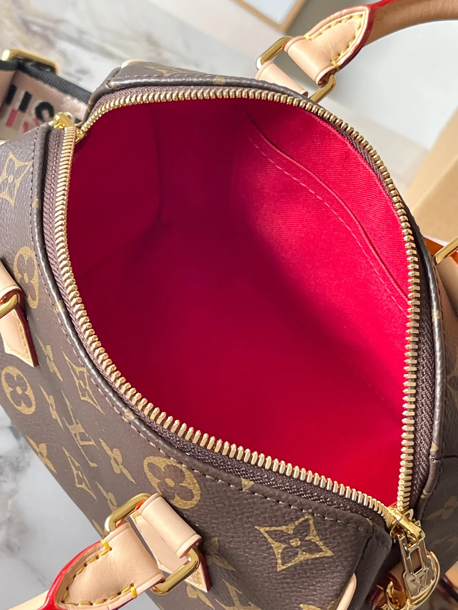 Louis Vuitton M46234 Monogram 手提包