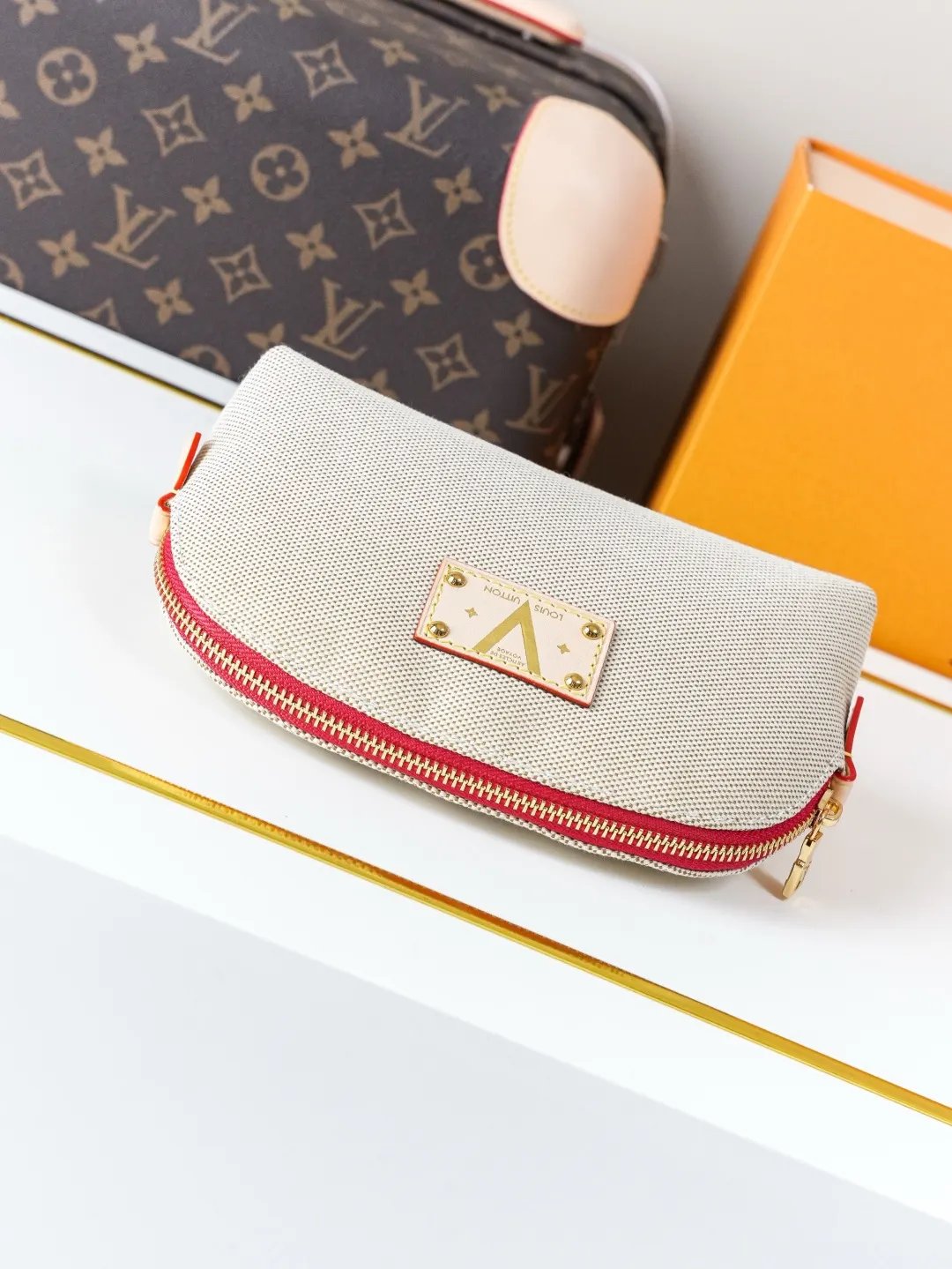 Cosmetic Pouch Leather