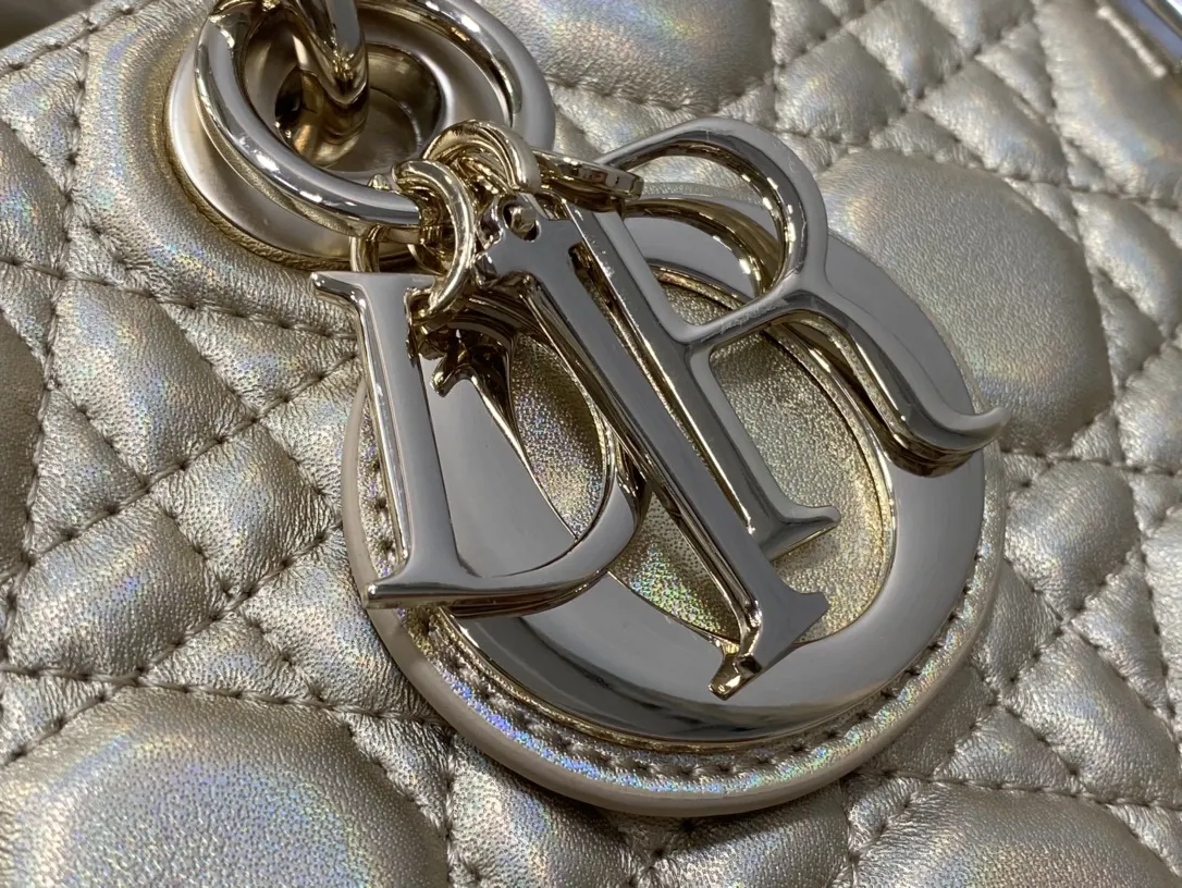 Dior 羊皮 进口 羊皮 内里采用 真羊皮绒横款戴妃包香槟金大 手提包 通勤手提款