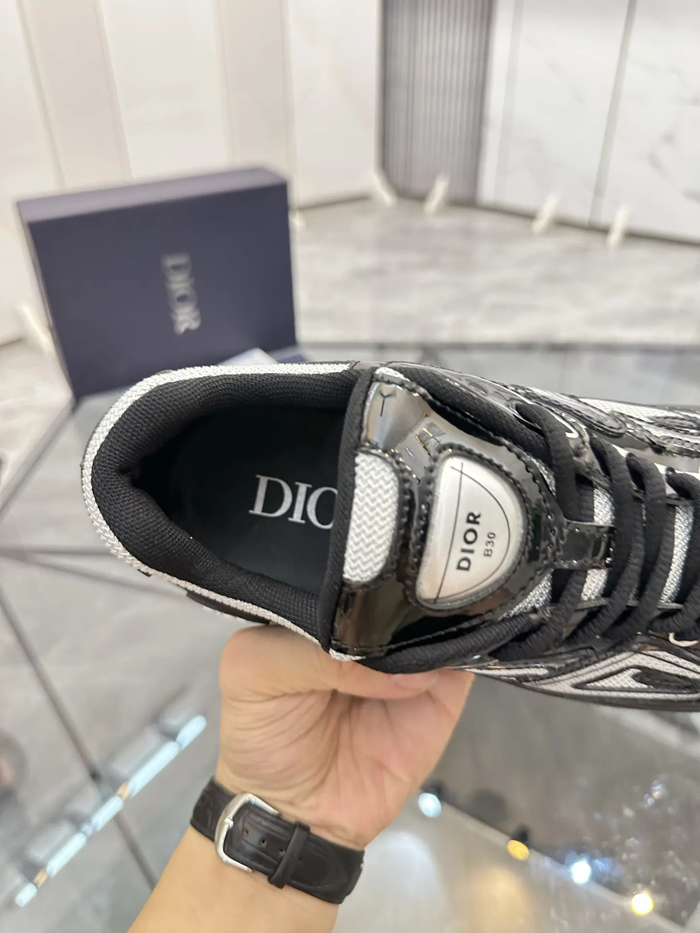 Dior B22 黑白拼色牛皮運動鞋 运动休閒
