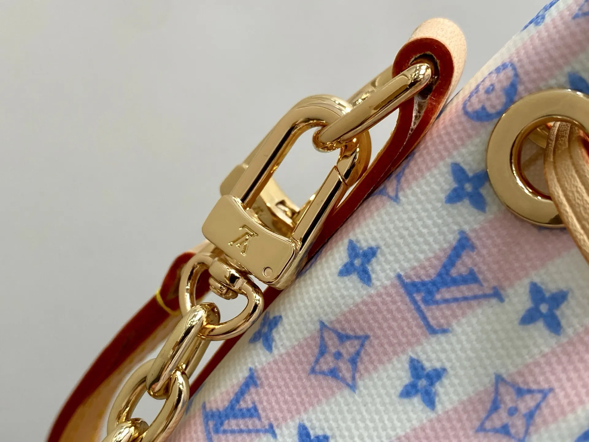 LV 粉色 帆布 鏈條包 精致鏈條款