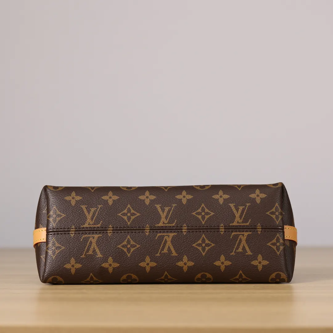Chain Bag Leather