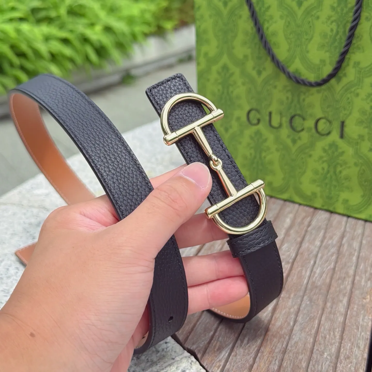 Gucci 双G扣牛皮双面腰带 商务休闲款