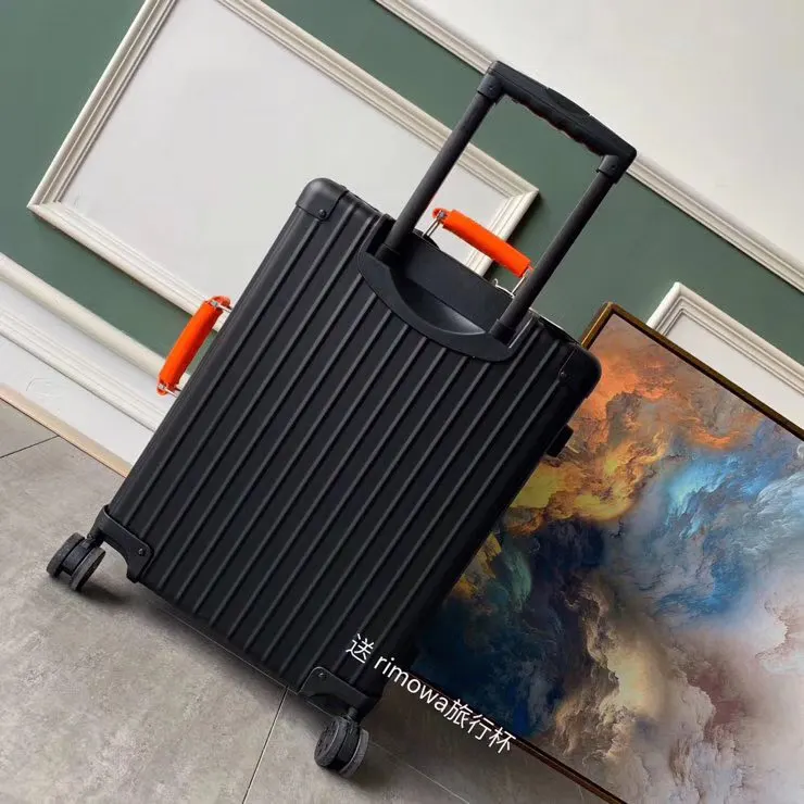 黑色 银色 日默瓦联名A USH ®为庆祝 成立 周年 引 行李箱 旅行拉杆款 轻便出行款