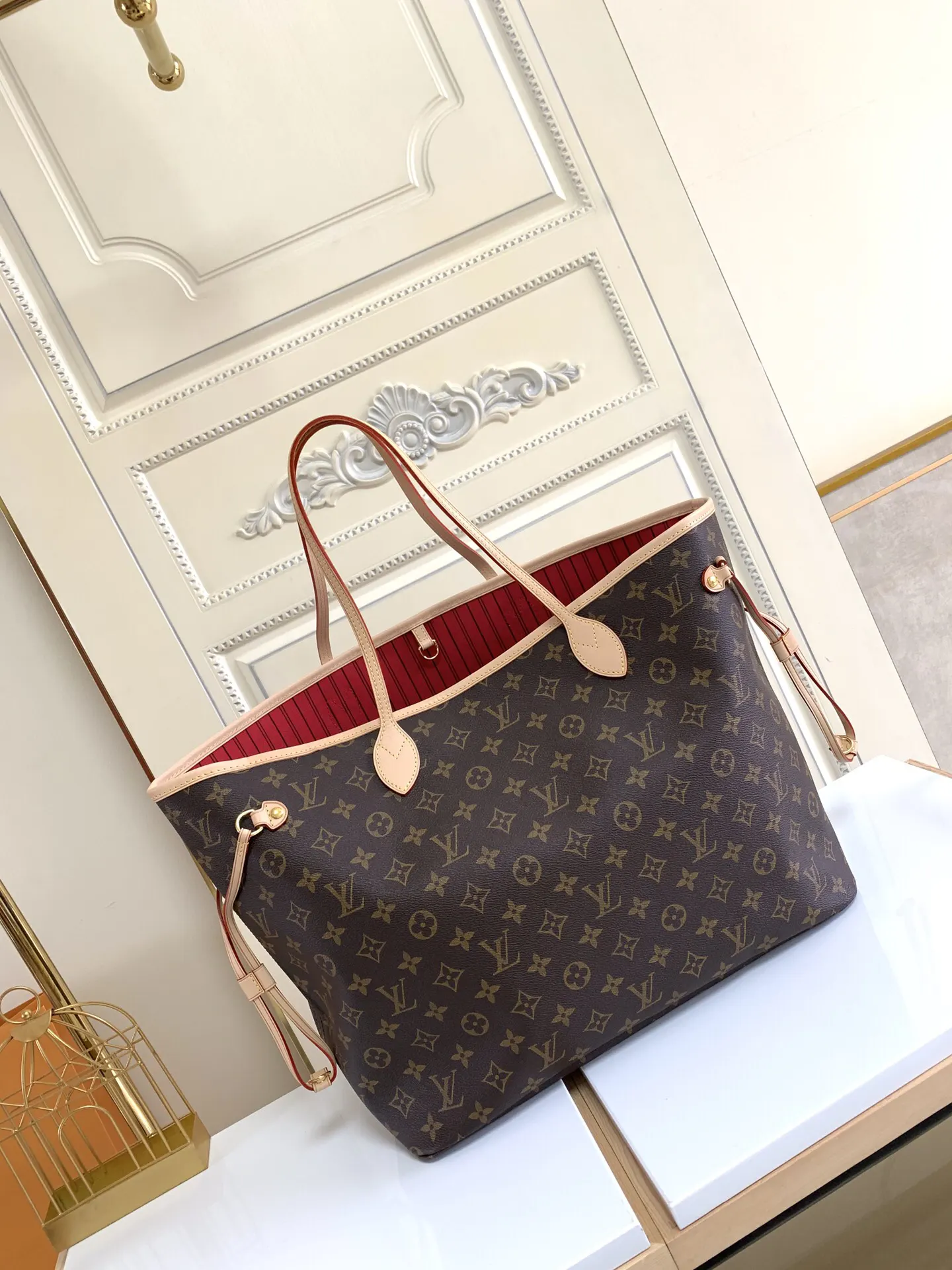 LV Neverfull 帆布 手拿包 精致手拿款