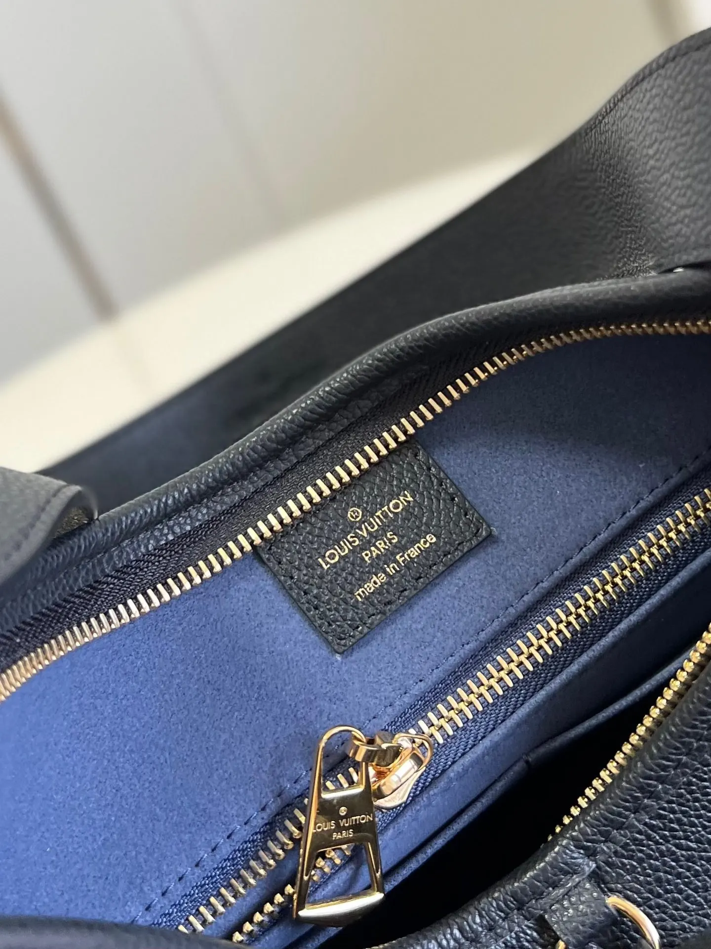 LV CarryAll Mo手拿包 精致手拿款
