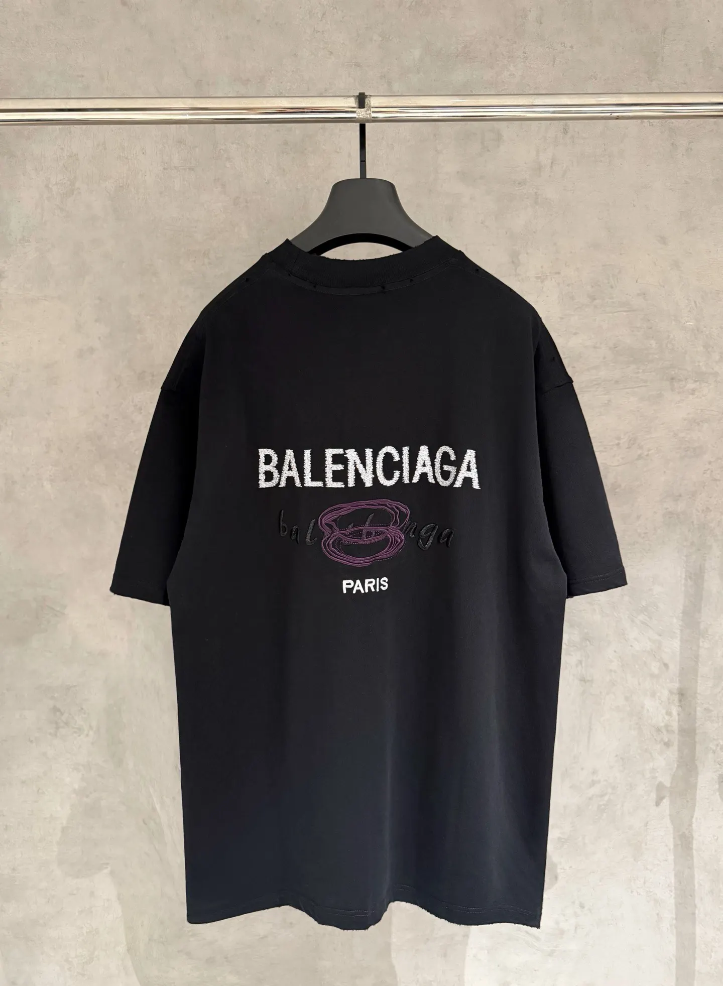 Balenciaga 25SS 刺绣 纯棉 短袖T恤 街头休闲款