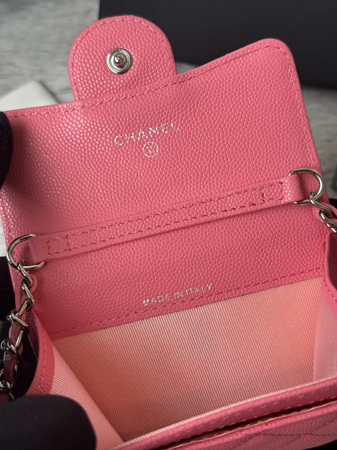 Belt Bag Classic Casual Leather Image 9 Belt Bag Classic Casual Leather Image 9