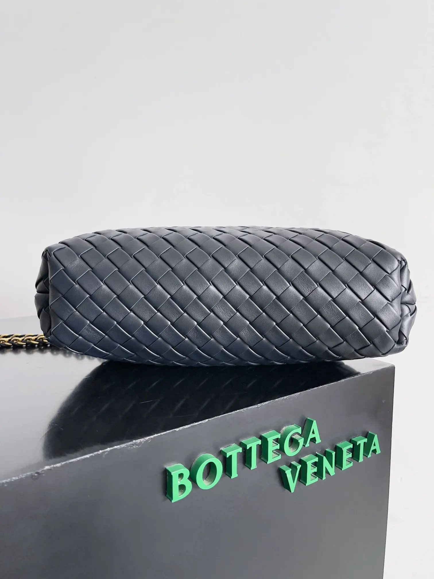 Bottega Veneta 鏈條包 精致鏈條款