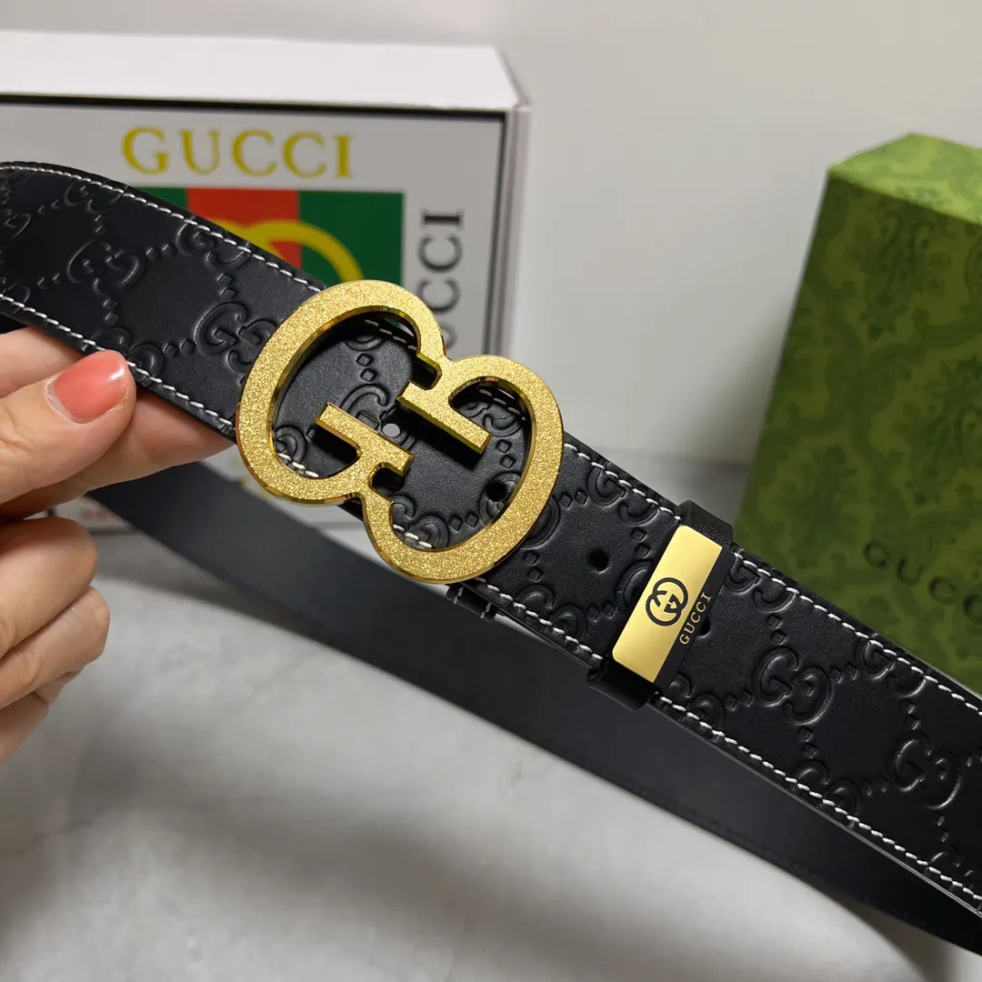 Gucci 双G扣牛皮腰带