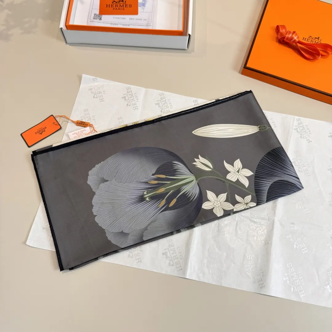 Hermès 丝巾 精致配饰