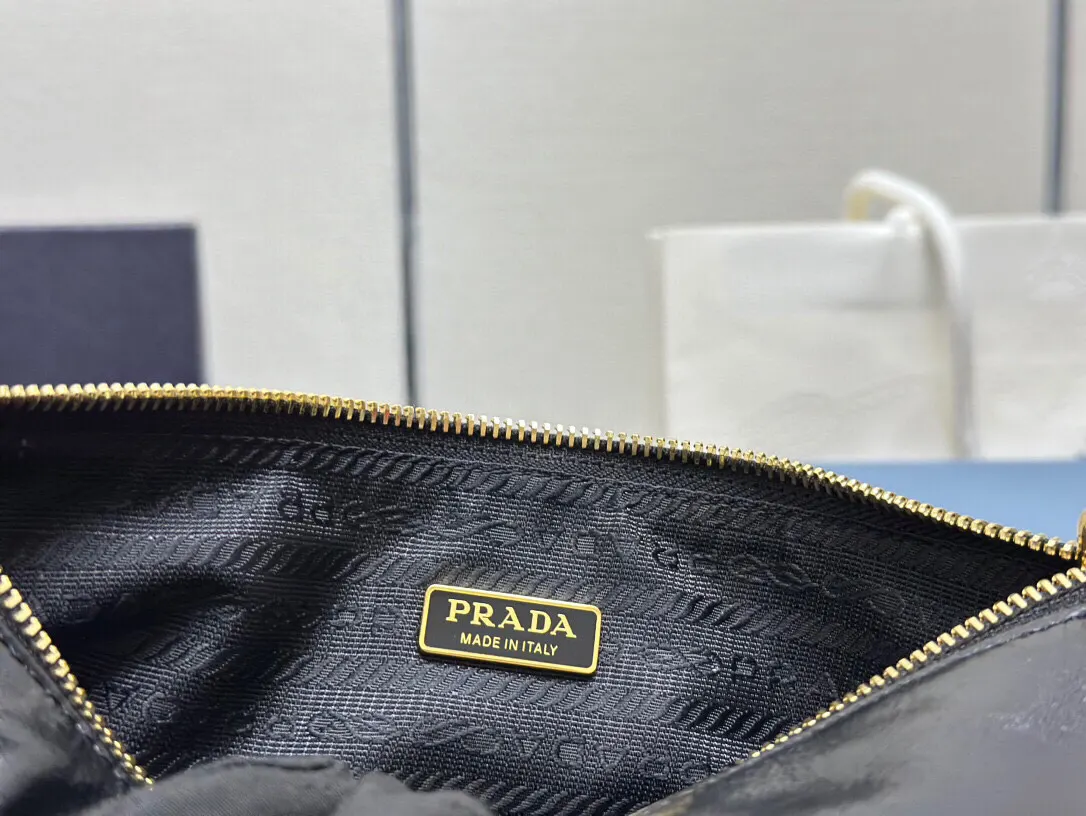 Prada Re-Nylon 黑色 托特包