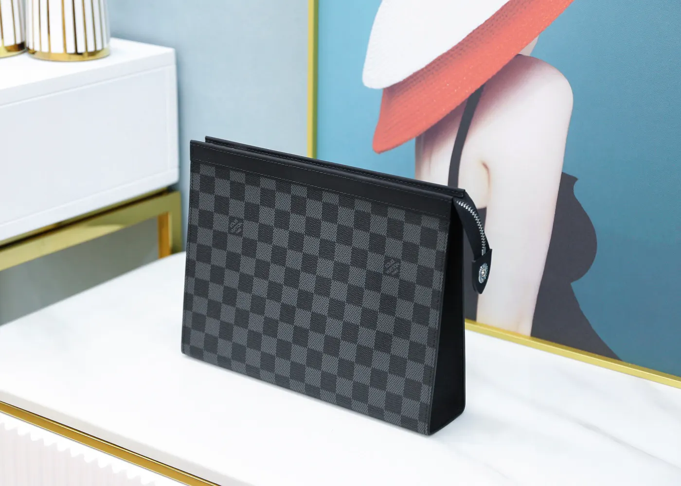 Fashion Item Travel