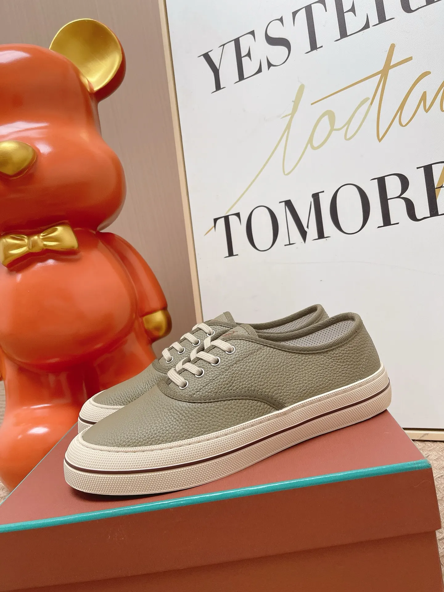 Loro Piana Sneakers Casual Versatile Image 5 Loro Piana Sneakers Casual Versatile Image 5