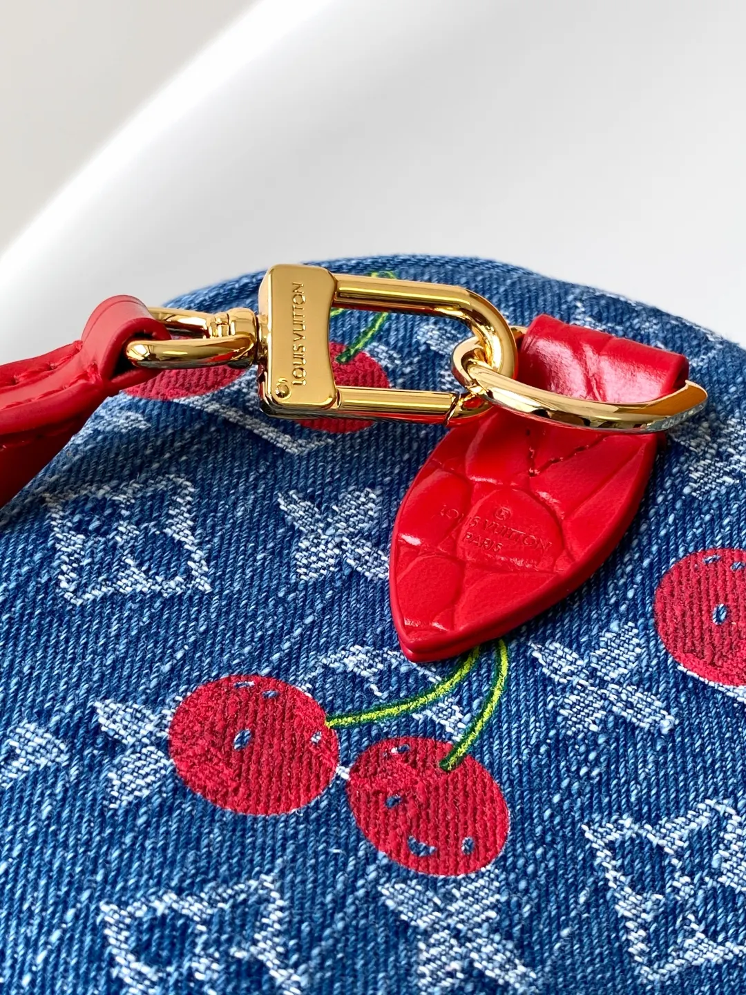 LV Speedy zipper wallet Image 7