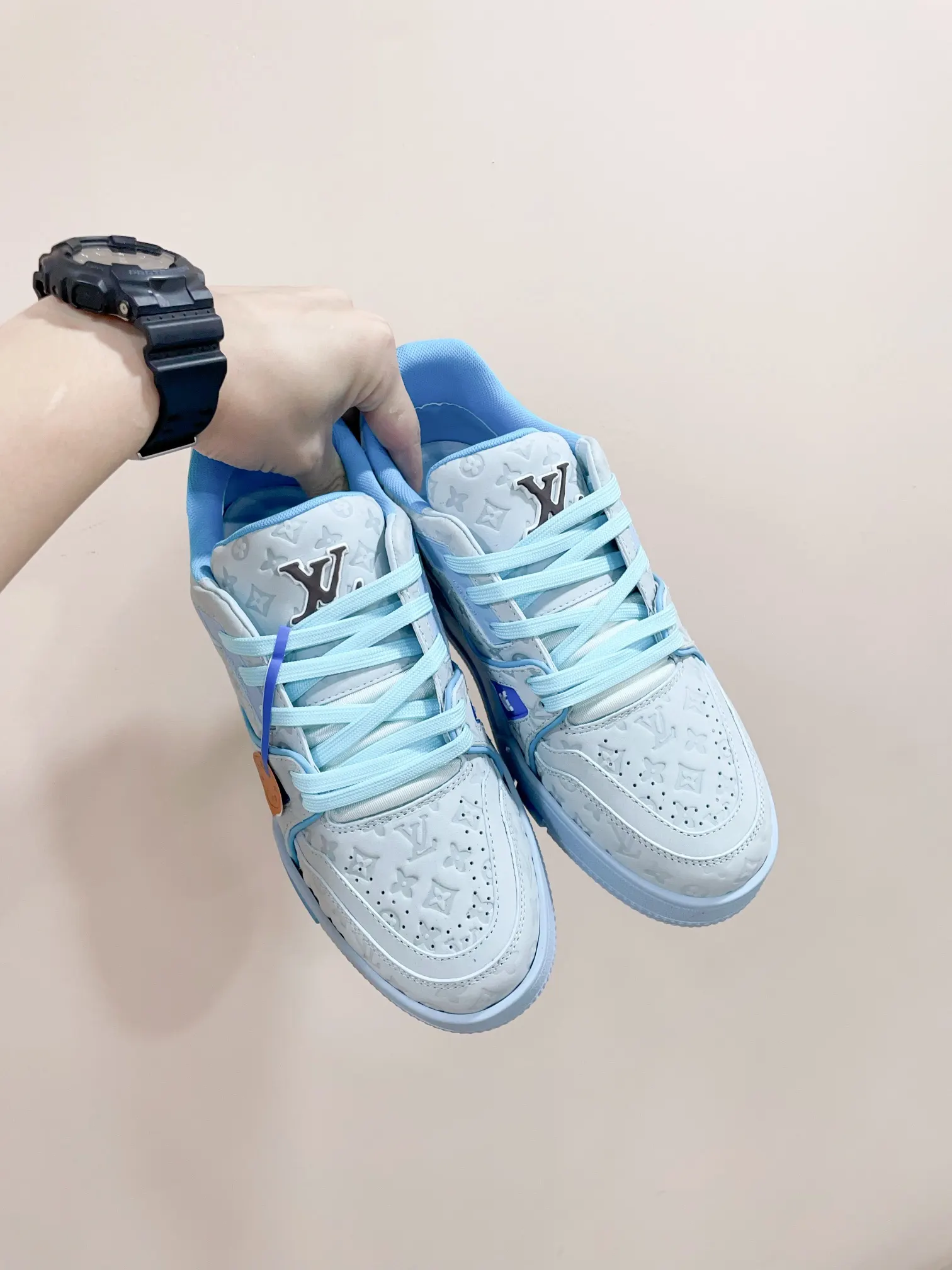 Louis Vuitton 运动鞋