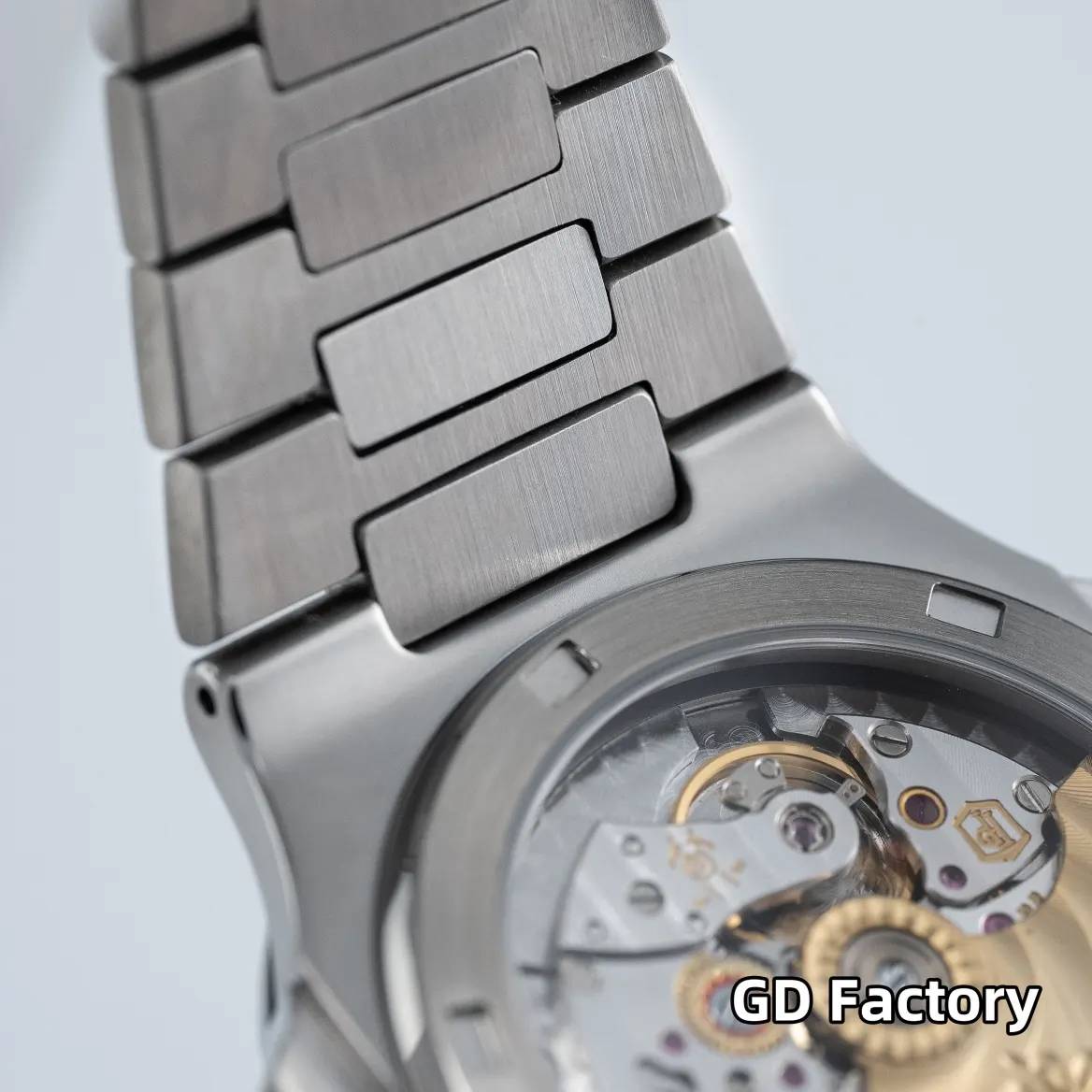 Watch Classic Image 9 Watch Classic Image 9