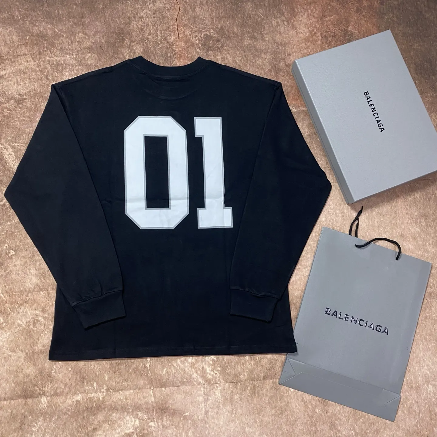 Balenciaga BLCG 純棉 長袖T恤(數字3) Balenciaga BLCG 純棉 長袖T恤(數字3)
