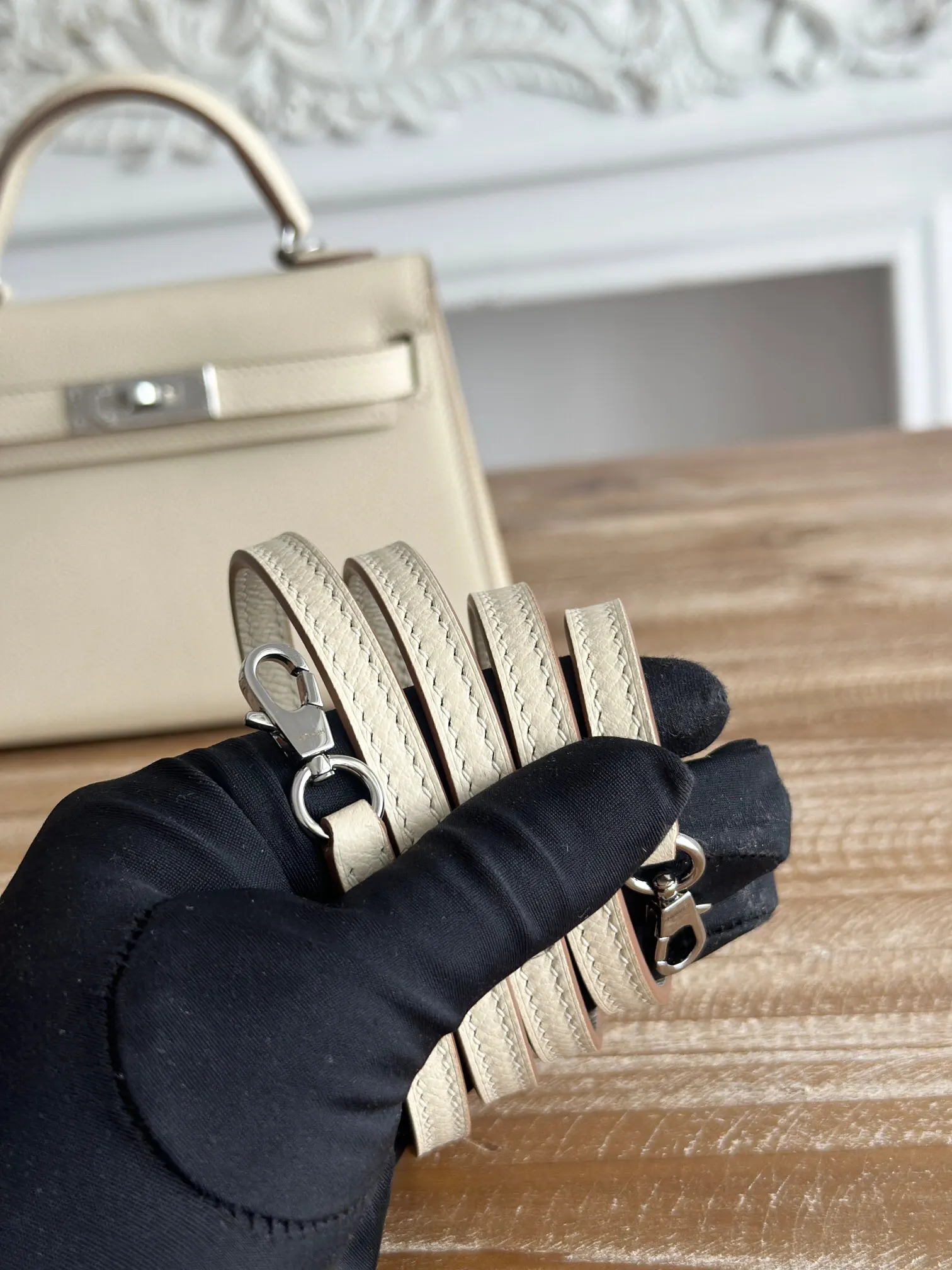 Hermès Kelly 奶昔白 Epsom掌纹牛皮 斜挎包 19cm