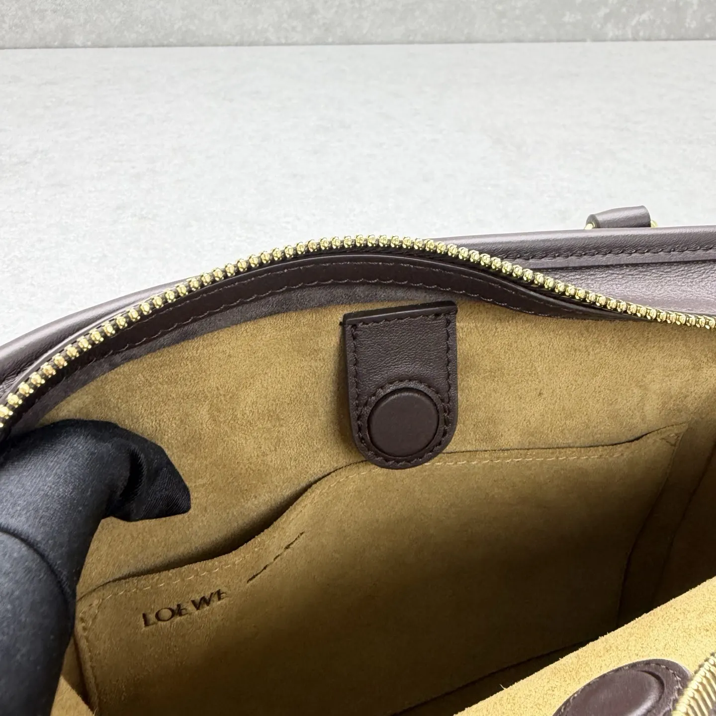 Loewe 皮革 ｛小全皮咖啡｝出 Amazona 手袋 斜背包 輕便斜挎款