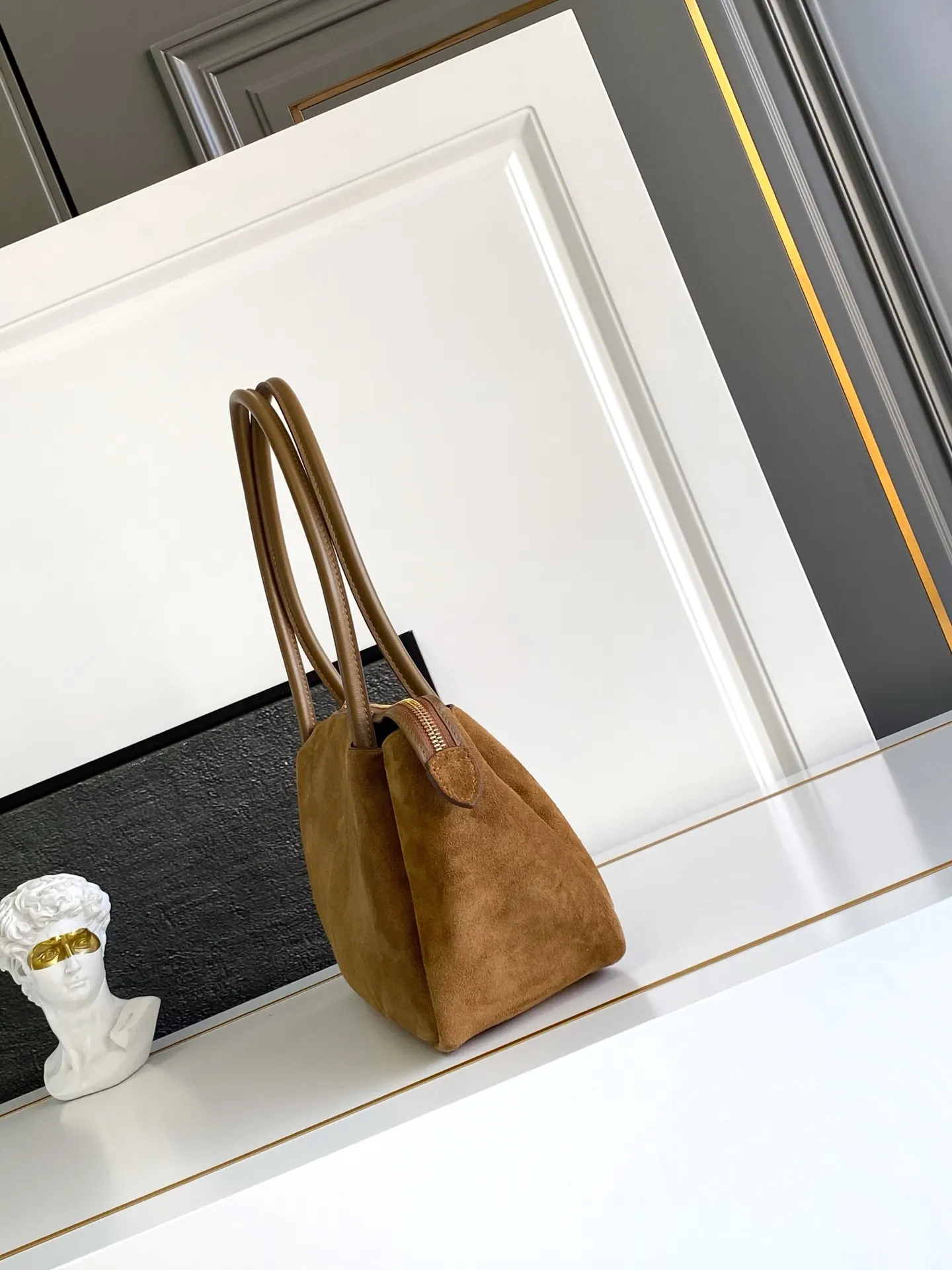 Prada 1BA444 金色 三角标 腋下包