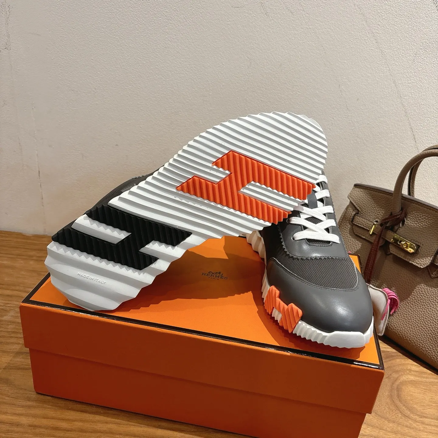 Hermès SS 运动鞋