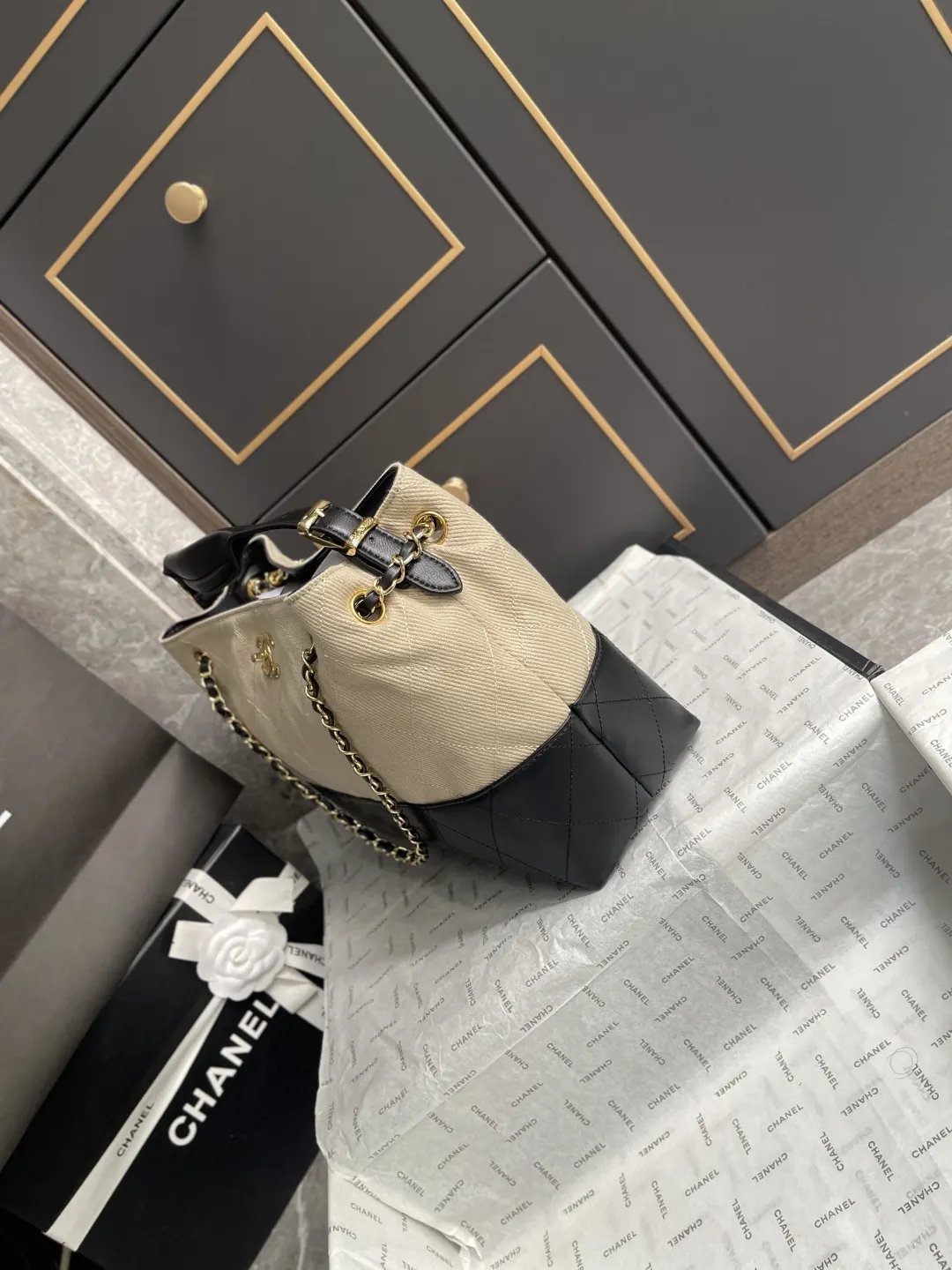 CHANEL Hobo 黑色 米色 羊皮 托特包 大容量托特款